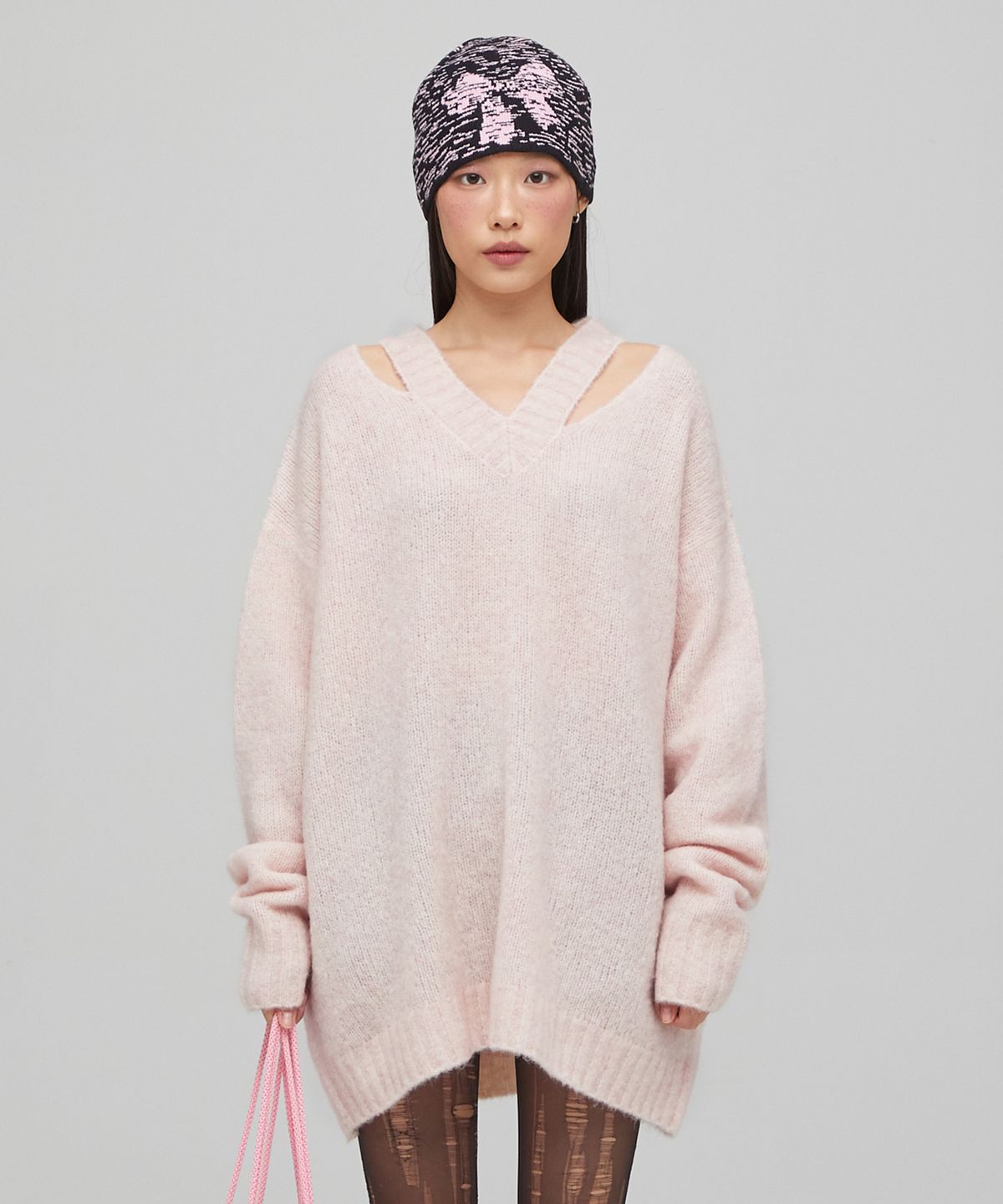 라라폭스(LALAFOX) KNIT NECK SLIT OVERSIZED T-SHIRT LIGHTPINK BQ4KL001