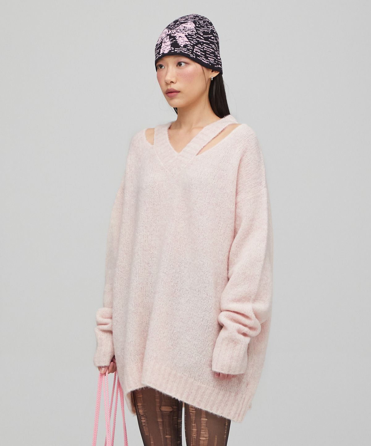 라라폭스(LALAFOX) KNIT NECK SLIT OVERSIZED T-SHIRT LIGHTPINK BQ4KL001