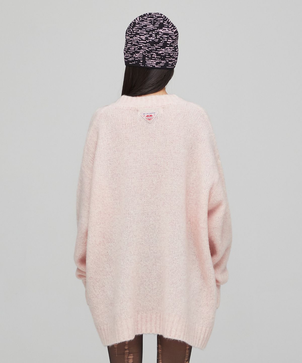 라라폭스(LALAFOX) KNIT NECK SLIT OVERSIZED T-SHIRT LIGHTPINK BQ4KL001