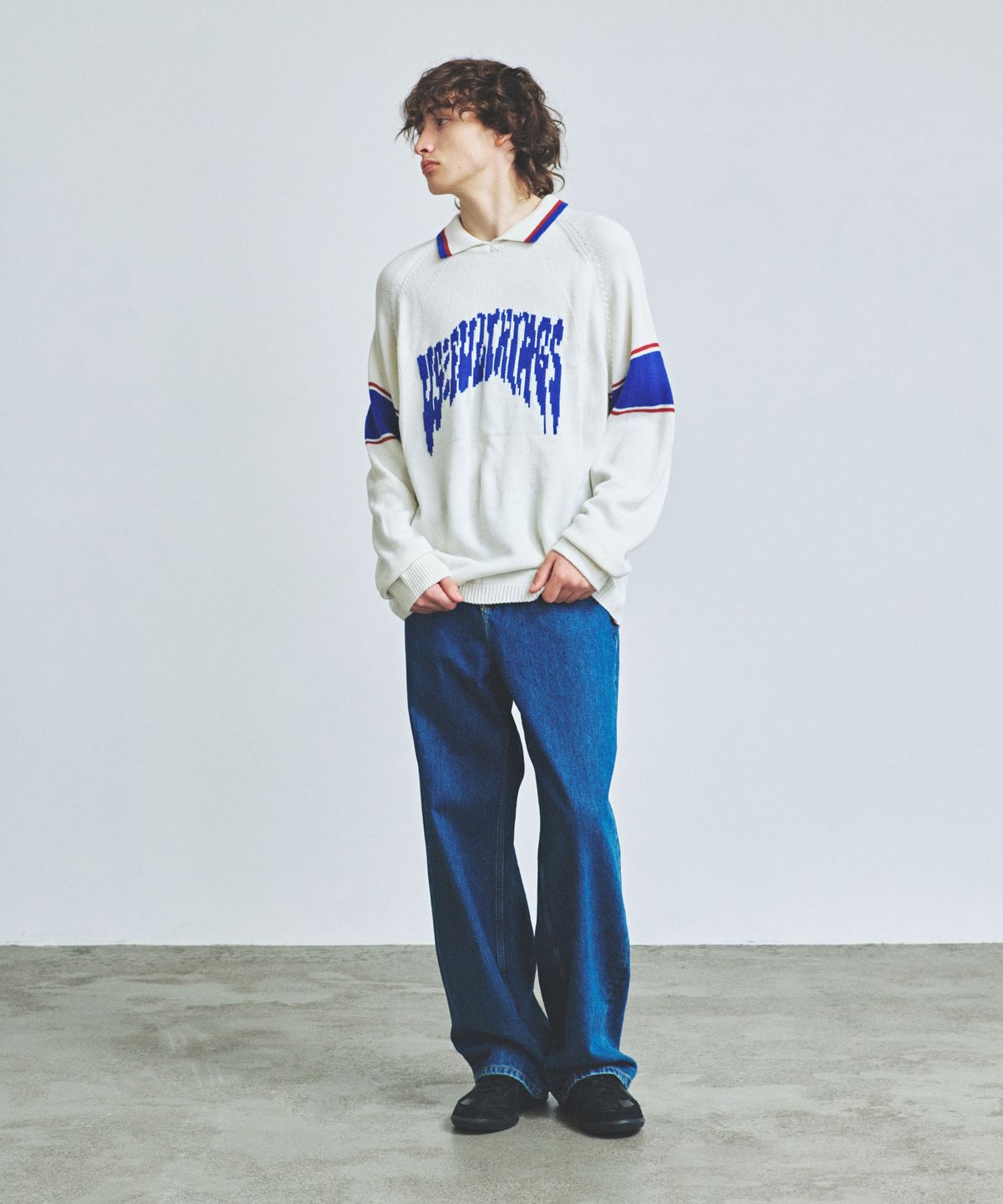 니티드(KNITTED) 바시티 자카드 카라 니트 OFF WHITE