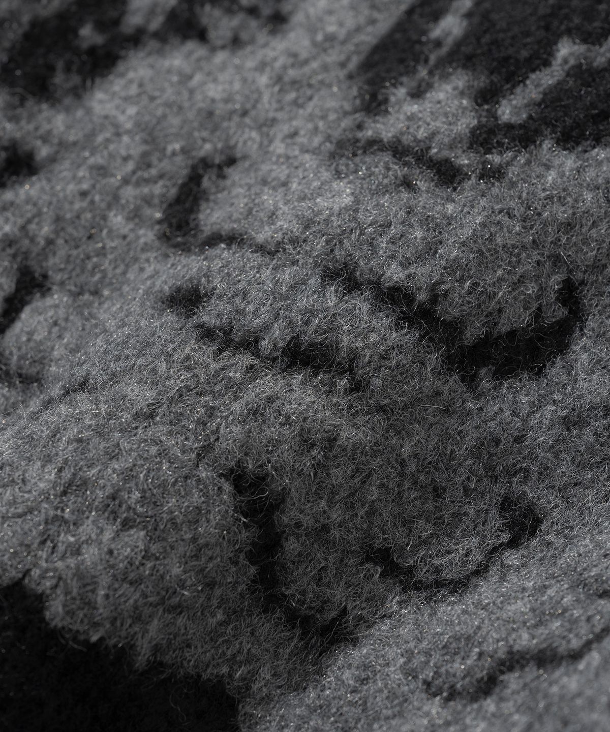 니티드(KNITTED) 벌키 울 스타디움 집업 BLACK-CHARCOAL