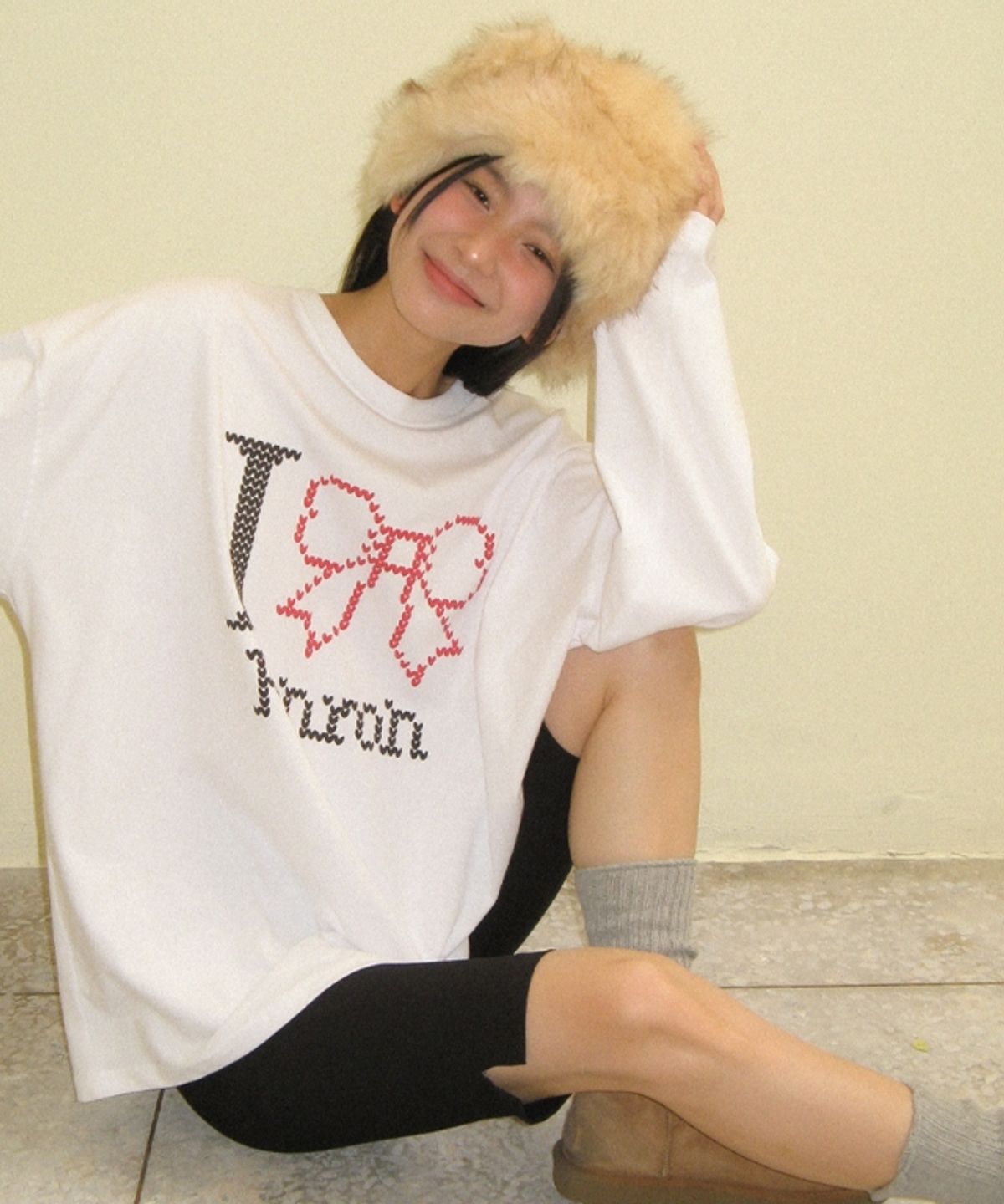 론론(RONRON) I RIBBON OVER FIT LONG SLEEVE T SHIRT WHITE