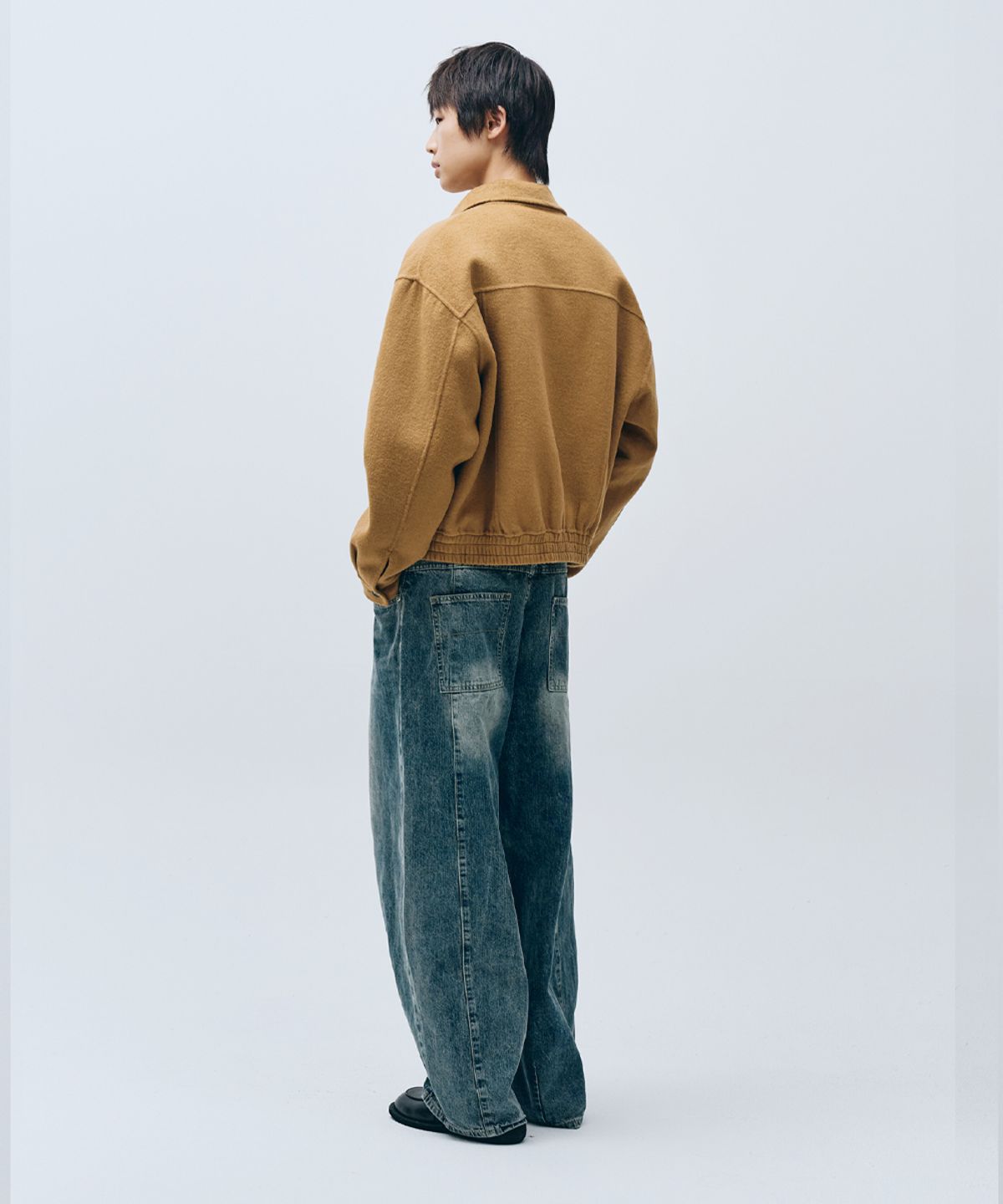 인템포무드(INTEMPOMOOD) 패치 포켓 울 블루종_베이지