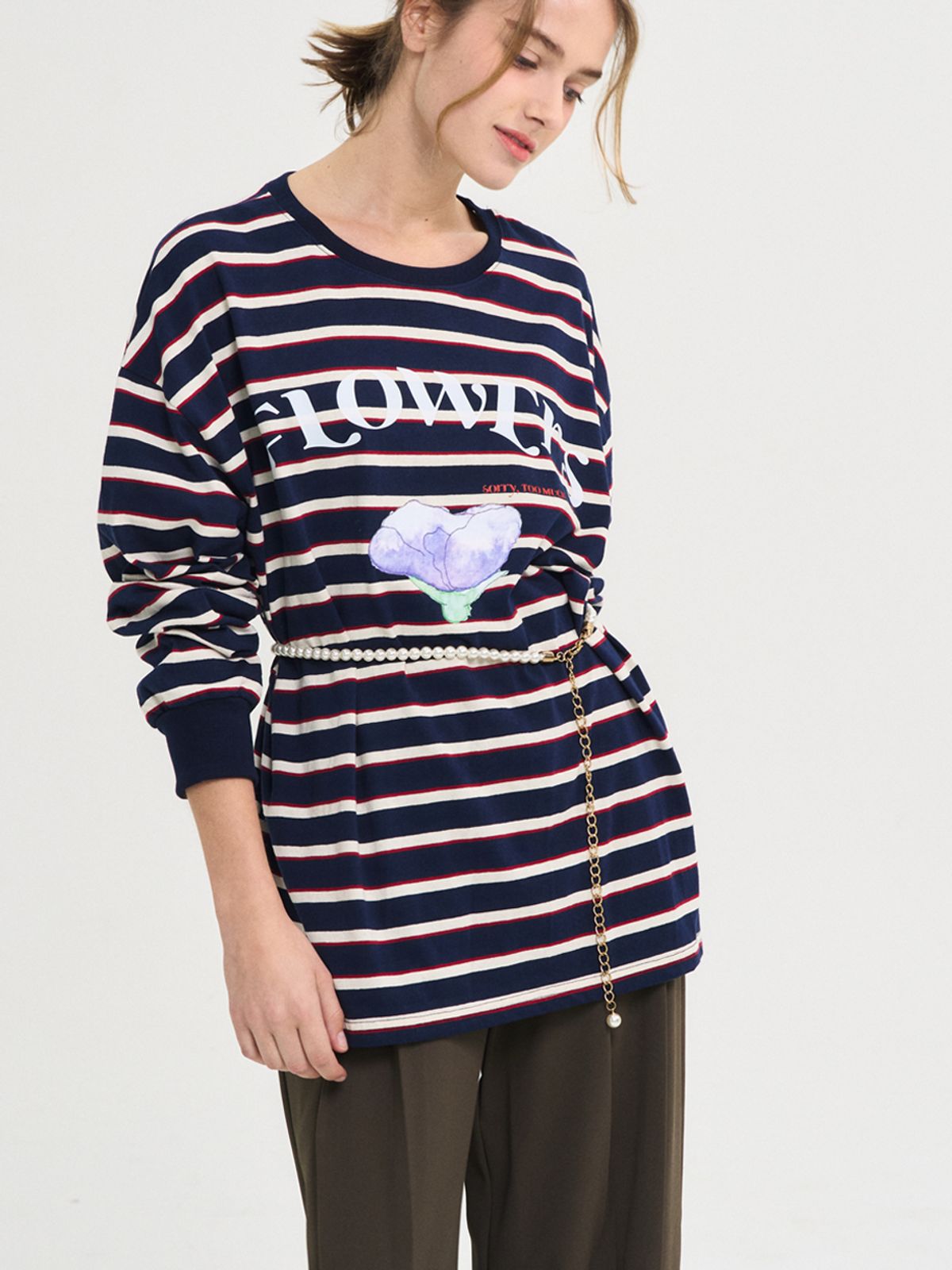 쏘리, 투 머치 러브(SORRY, TOO MUCH LOVE) Flowers Stripe T-Shirt_Navy