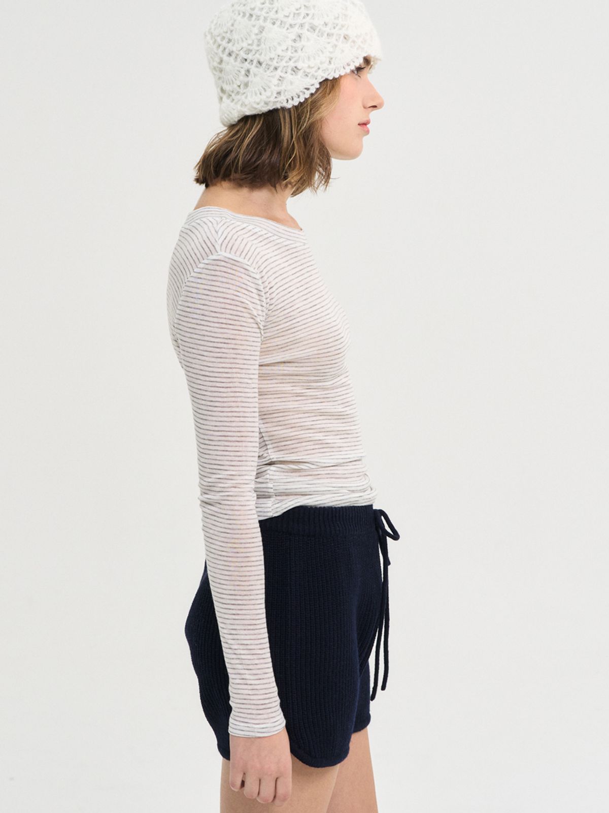 쏘리, 투 머치 러브(SORRY, TOO MUCH LOVE) Ciara Stripe Wool T-Shirt_Ivory