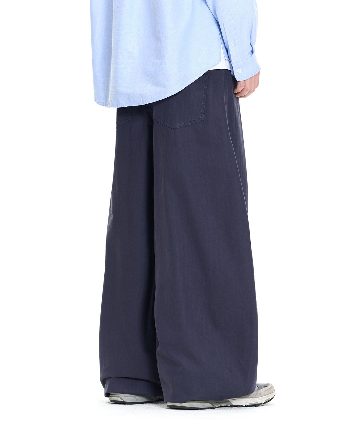 기철(KICHUL) V AND V BALLOON PANTS (BLUE GREY)