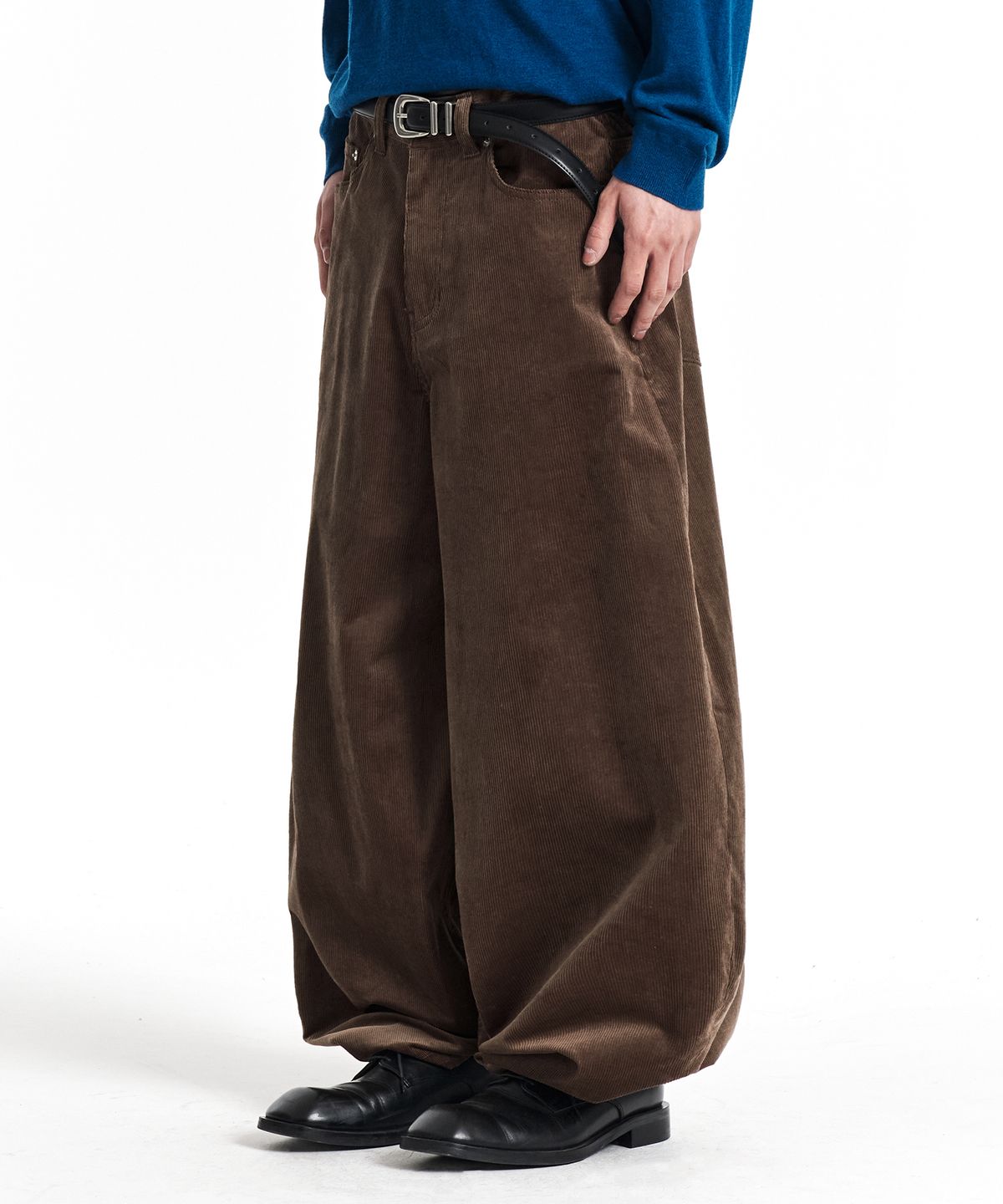 기철(KICHUL) CORD DUROY BALLOON PANTS (BROWN)