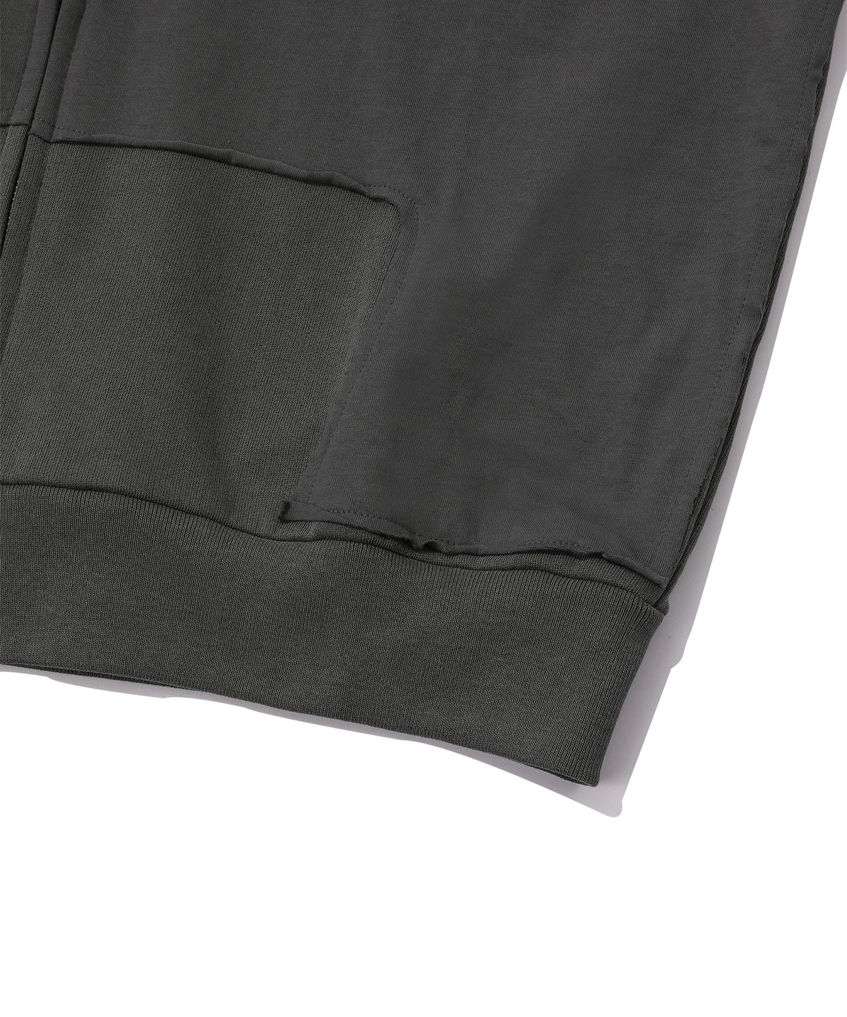 에피소드 언타이틀(EPISODE UNTITLED) SYMBOL MATCH PIGMENT ZIP-UP HOODIE_CHARCOAL