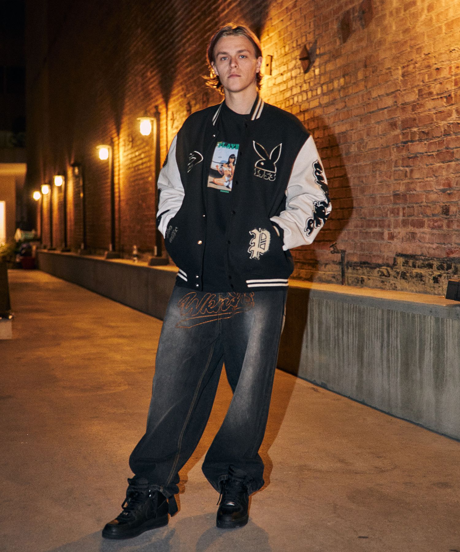MUSINSA | WKNDRS BUNNY GIRL VARSITY JACKET (BLACK) MUSINSA | WKNDRS BUNNY GIRL VARSITY JACKET (BLACK)