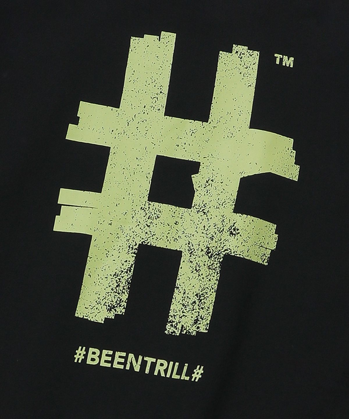 빈트릴(BEENTRILL) 우먼즈 스탬프 해시태그 맨투맨(블랙)