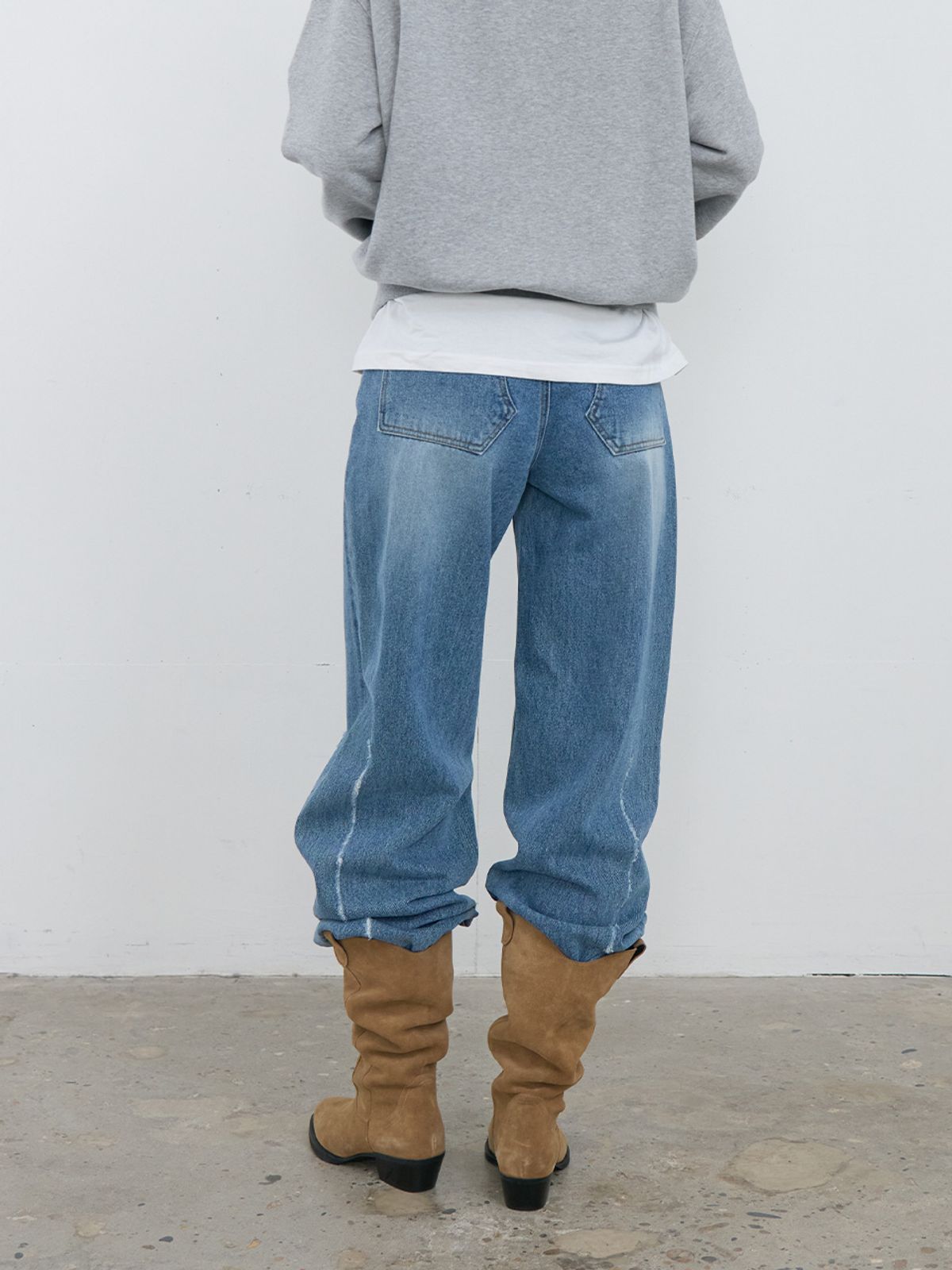 기준(KIJUN) Scratched Wide Jeans Blue