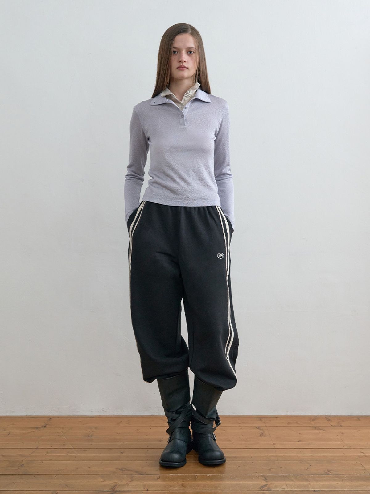 기준(KIJUN) Double Line Track Pants Black