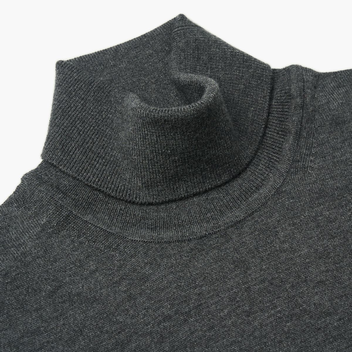 베르노(VERNO) 24FW Turtle-neck Knit Charcoal