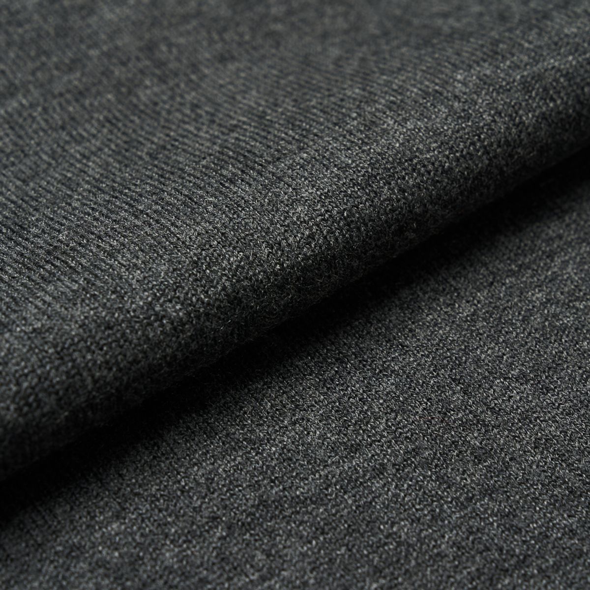 베르노(VERNO) 24FW Turtle-neck Knit Charcoal