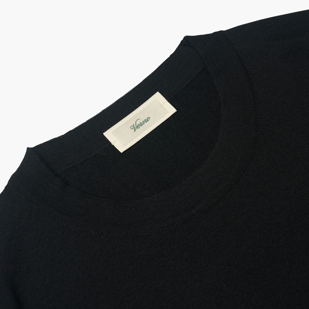 베르노(VERNO) 24FW Round-neck Knit Black