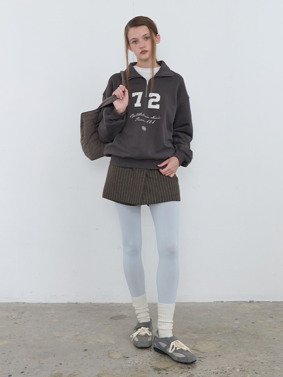 기준(KIJUN) 72 Half Zip-Up Pullover Charcoal