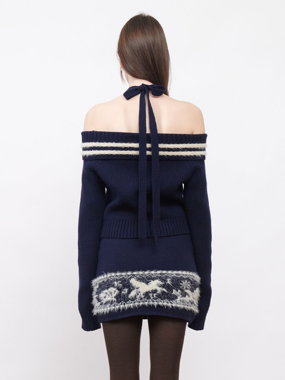 기준(KIJUN) Tied Off-Shoulder Knit Top Navy
