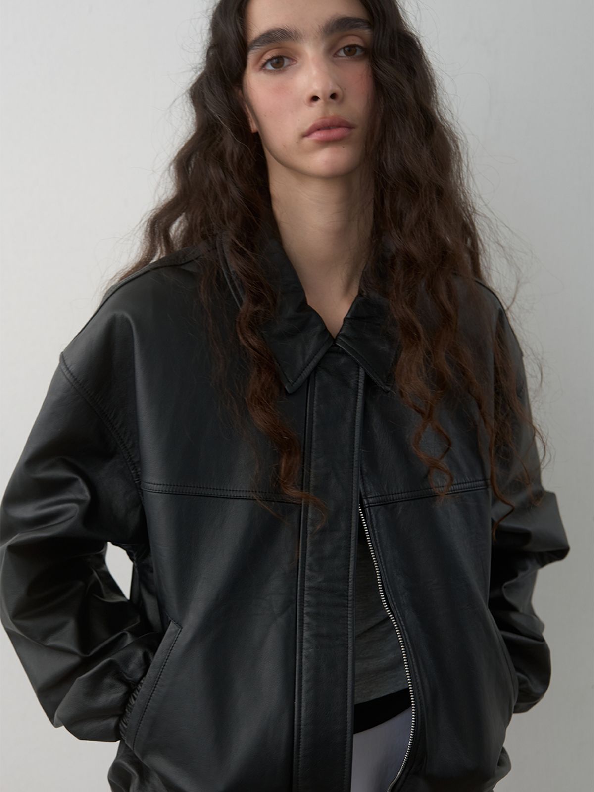 기준(KIJUN) Leather Jumper Black