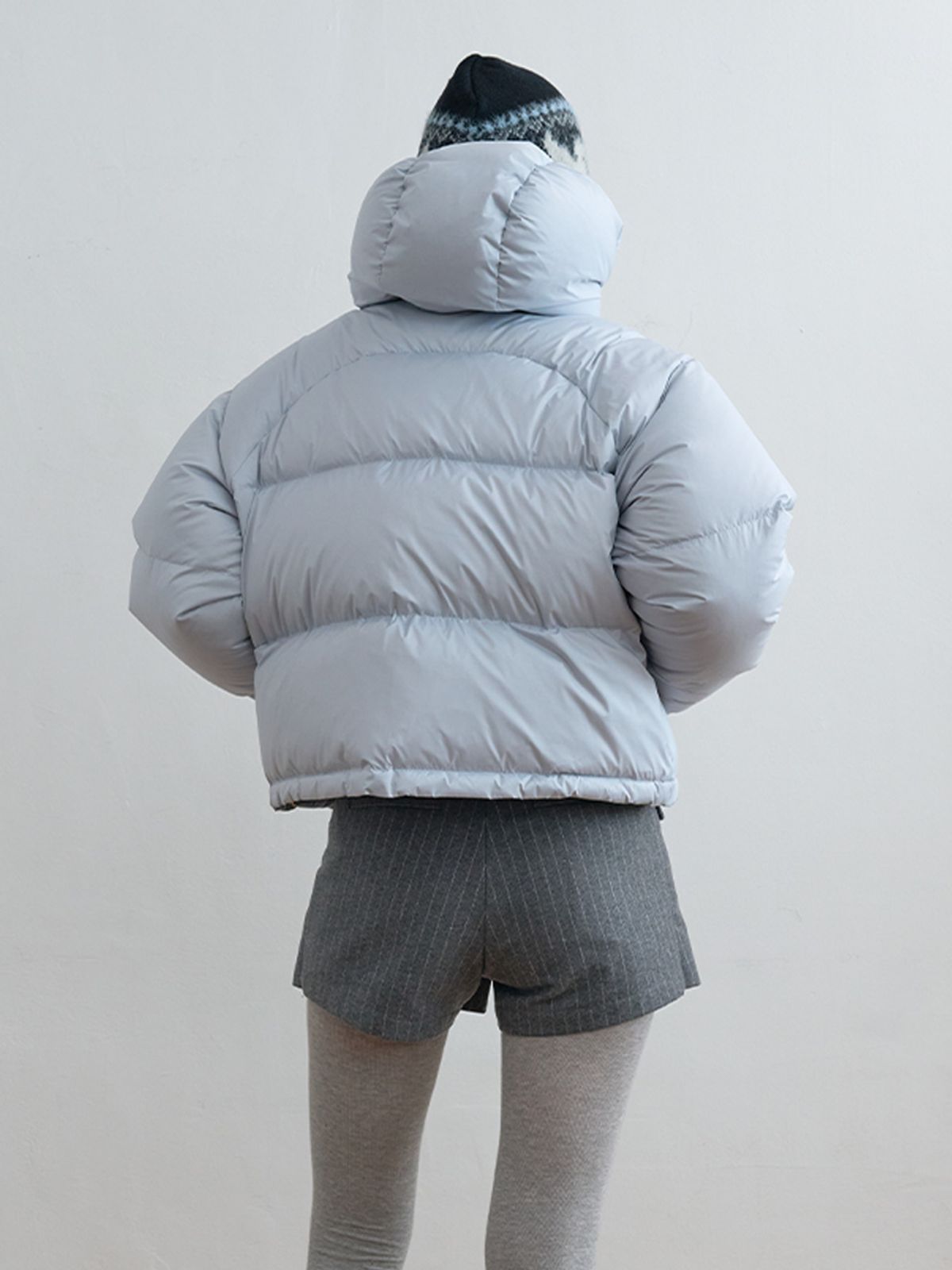 기준(KIJUN) Arc Puffer Jacket Silver Blue