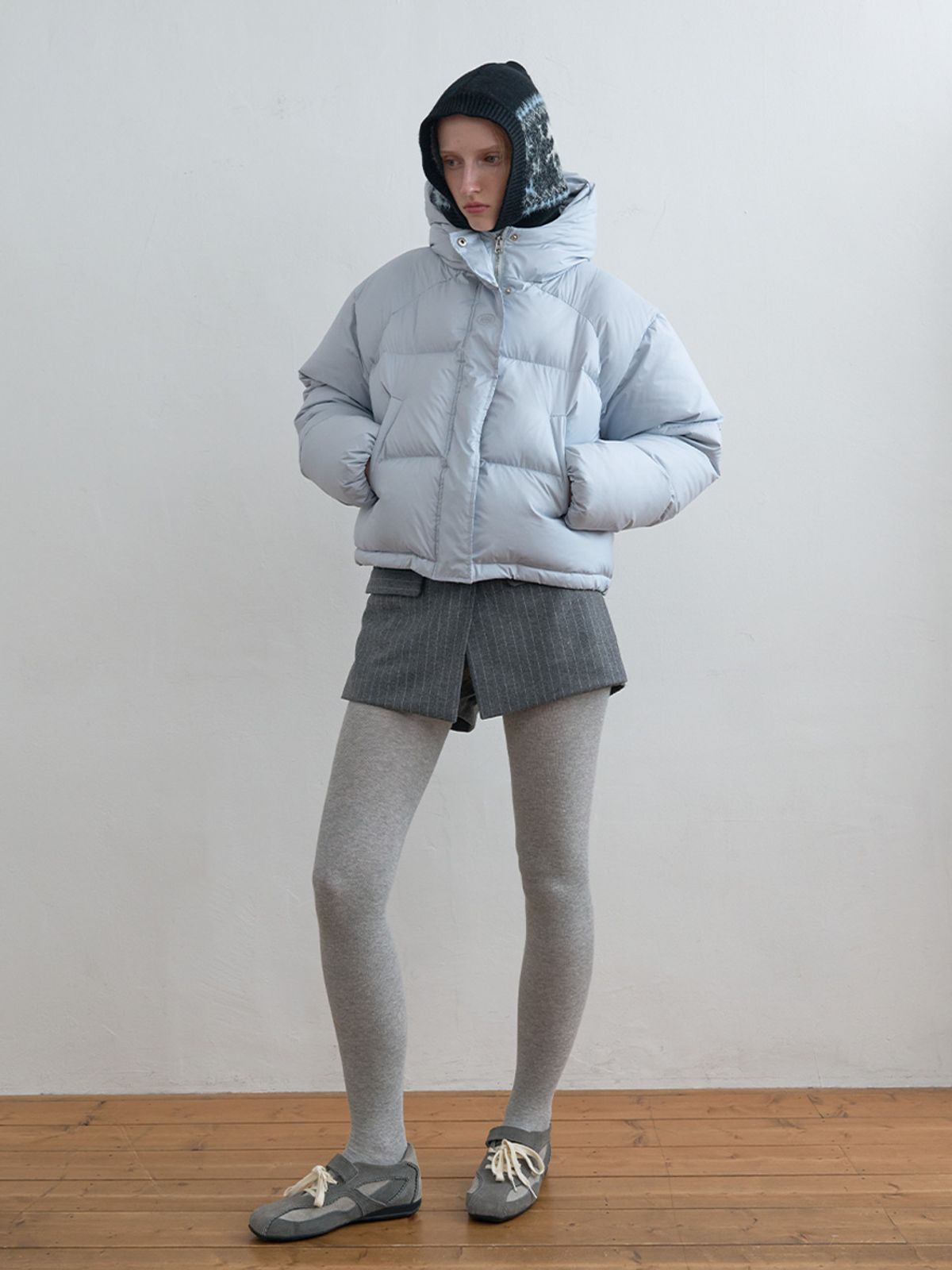 기준(KIJUN) Arc Puffer Jacket Silver Blue