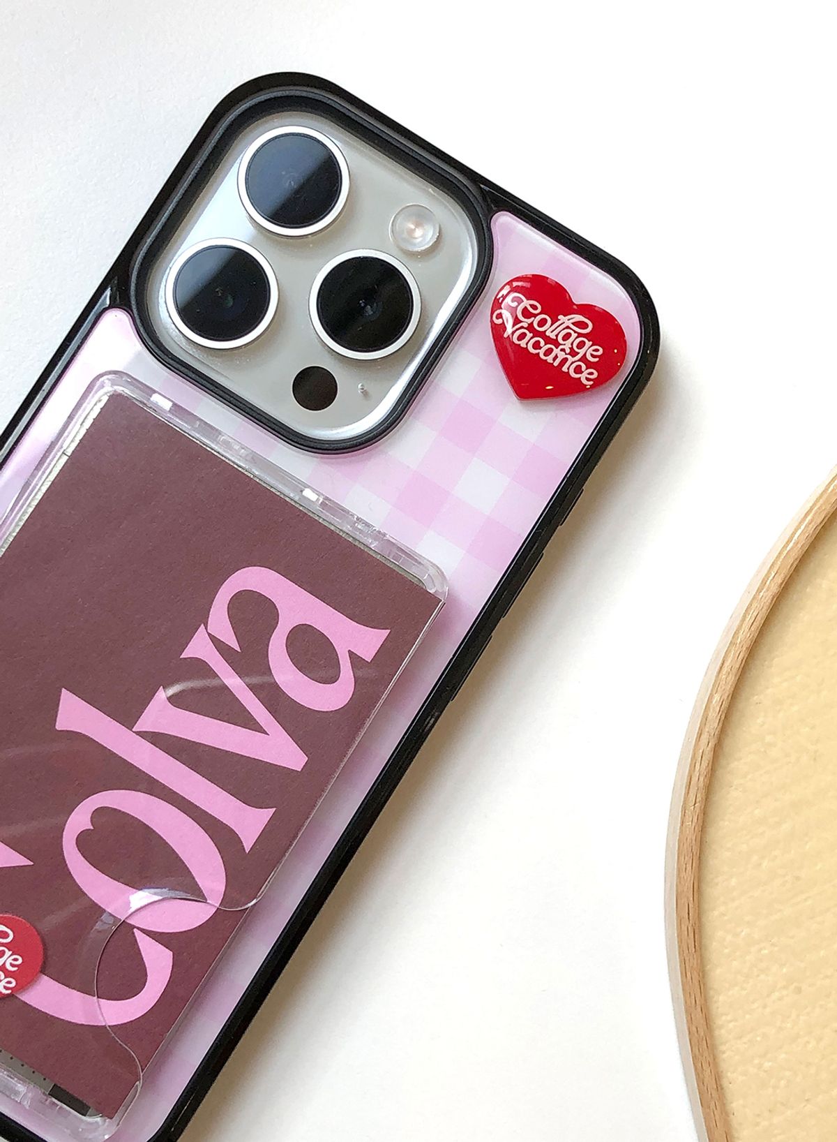 꼴라주바캉스(COLLAGEVACANCE) Heart Logo Pendant Glass Bumper Case - Baby Pink_Classic Type (폰케이스)