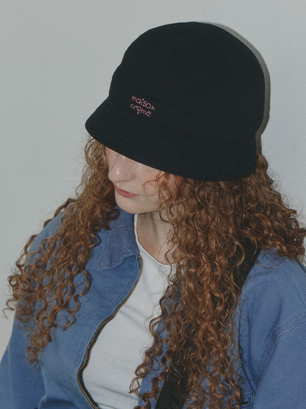메종크렘(MAISON CREME) Lovers Bucket hat_Black