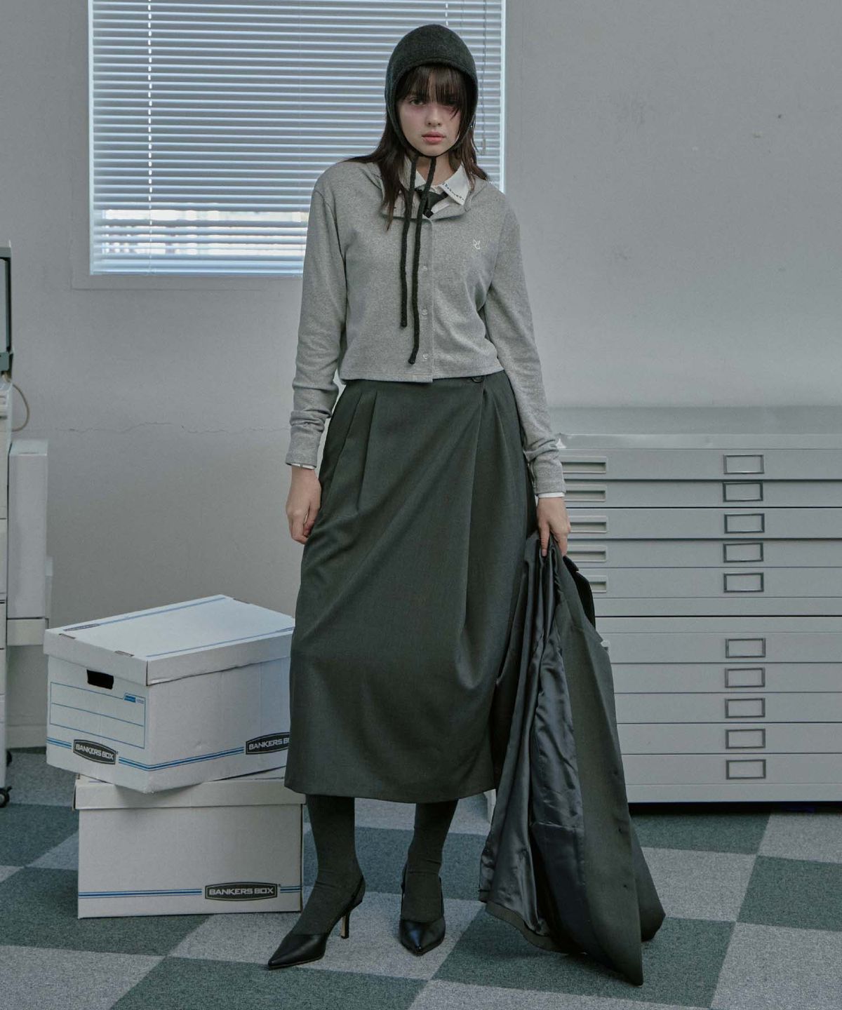 무아르모아(MOIREMOA) Classic Logo Cardigan - Melange Gray