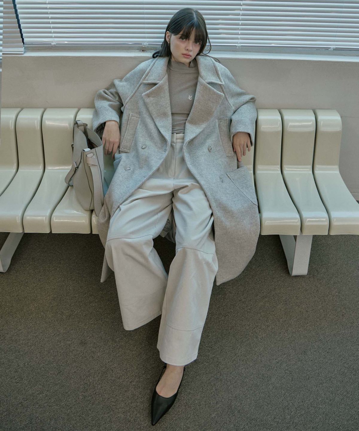 무아르모아(MOIREMOA) Peach cotton wide chino pants - light beige