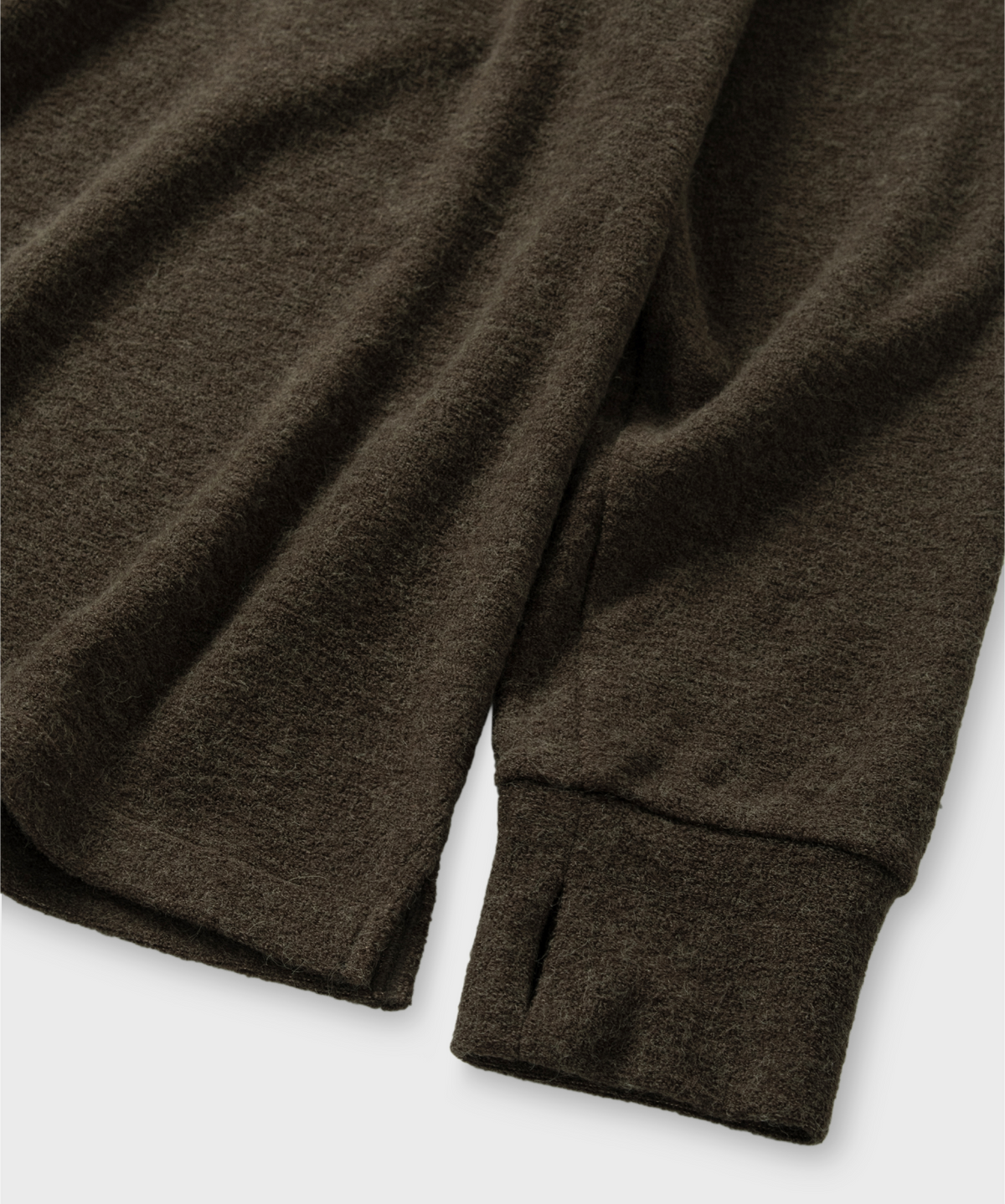 넌블랭크(NONBLANK) 칼라 터틀넥 티셔츠_BROWN