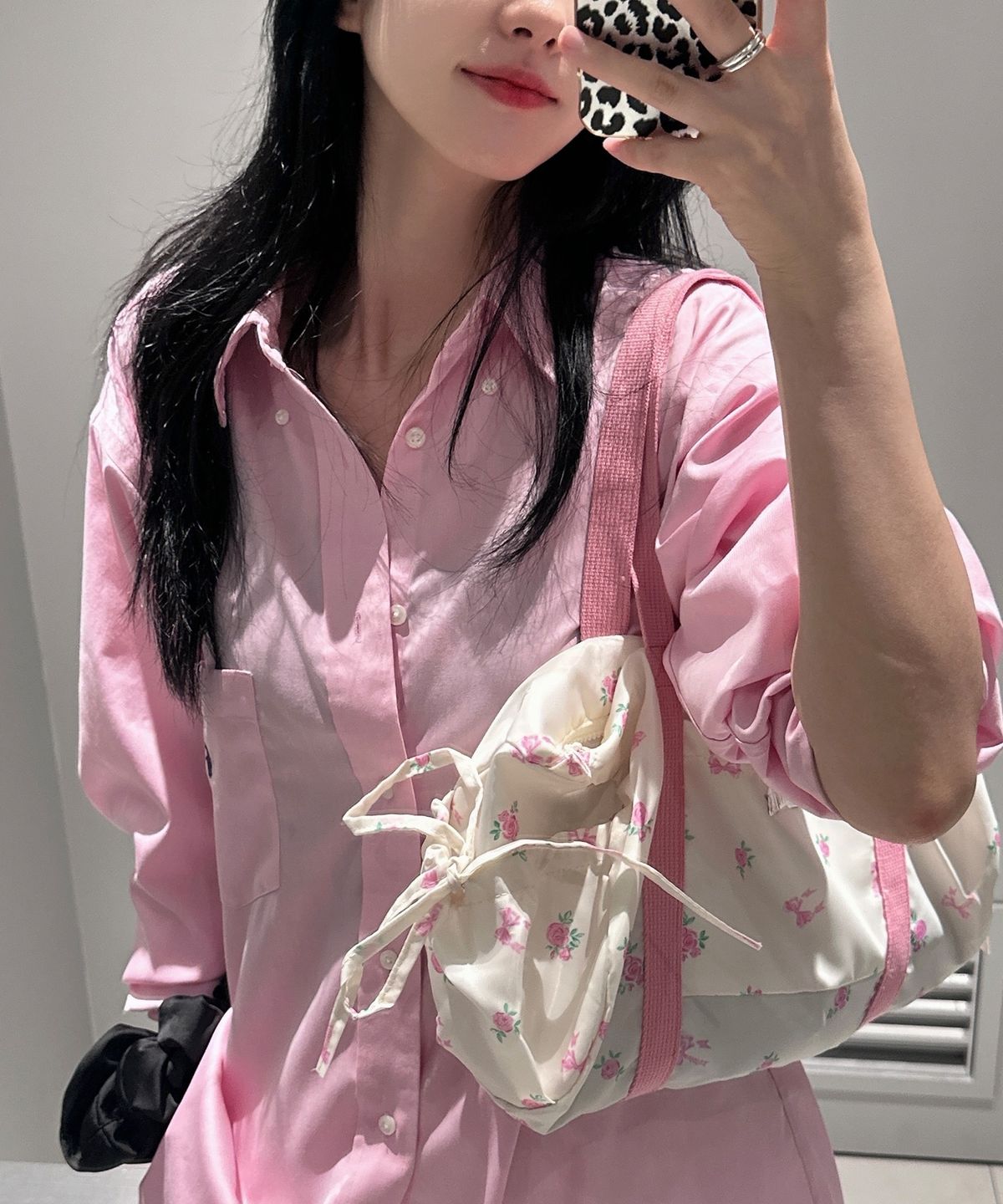 라라폭스(LALAFOX) FLOWER PRINT DUFFEL BAG 플라워 프린트 더플 백 CREAM BQ4AB004