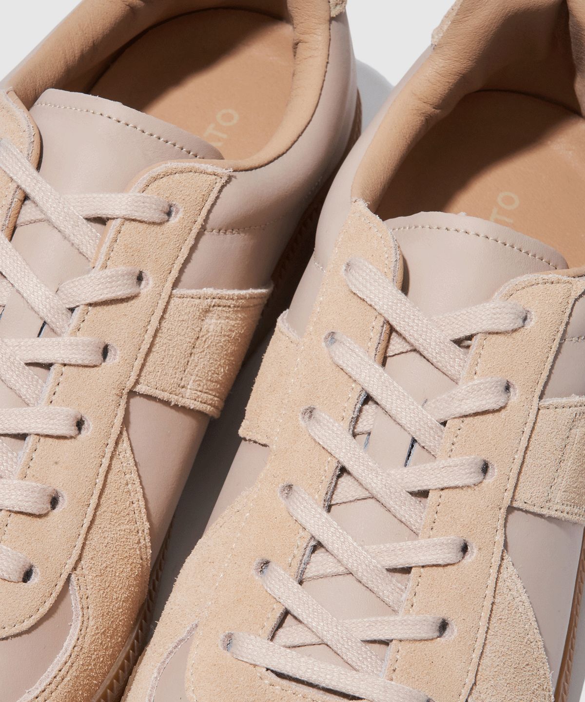 다온아토(DAONATO) German Military Sneakers (Beige)