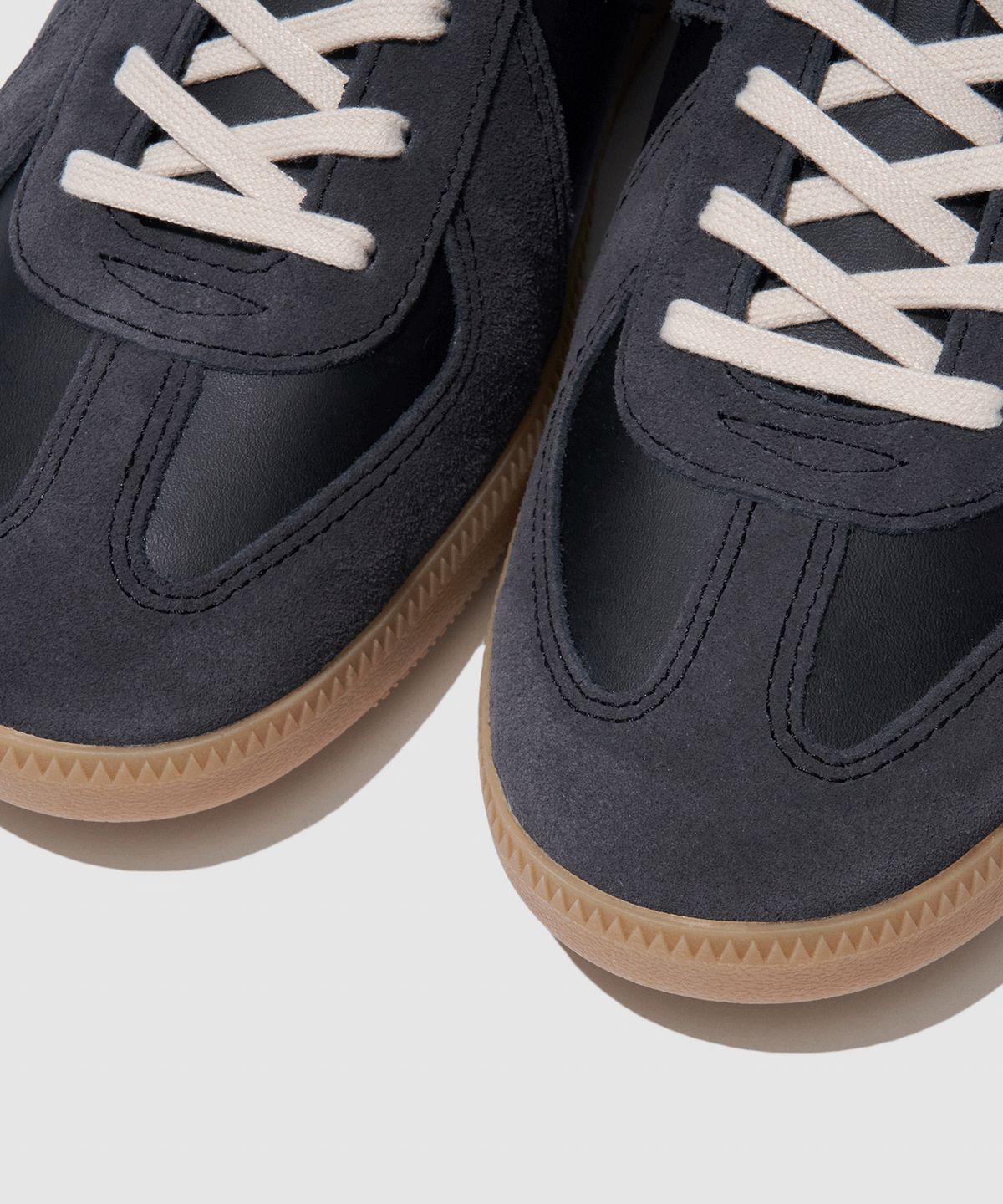 다온아토(DAONATO) German Military Sneakers (Black)