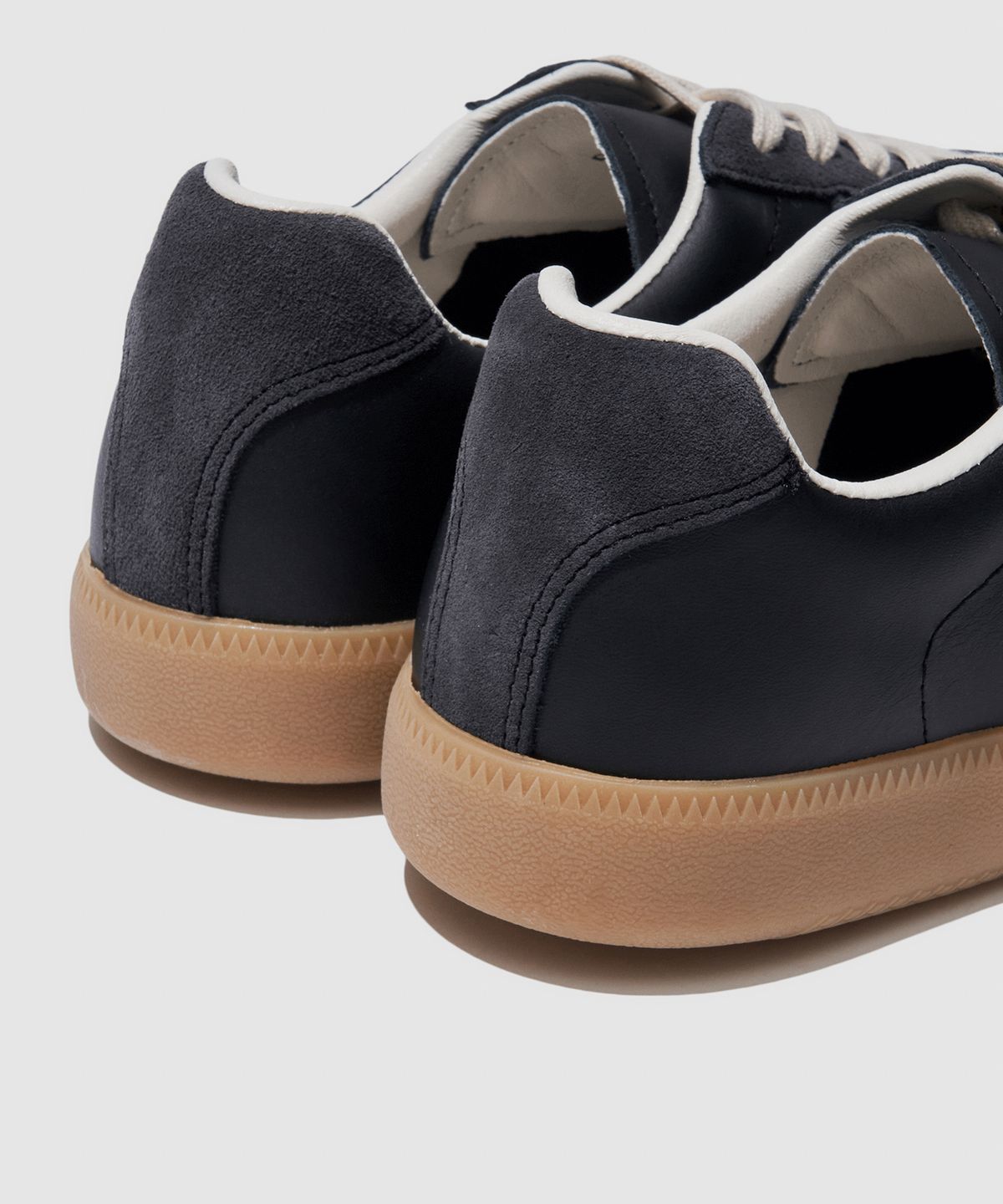 다온아토(DAONATO) German Military Sneakers (Black)