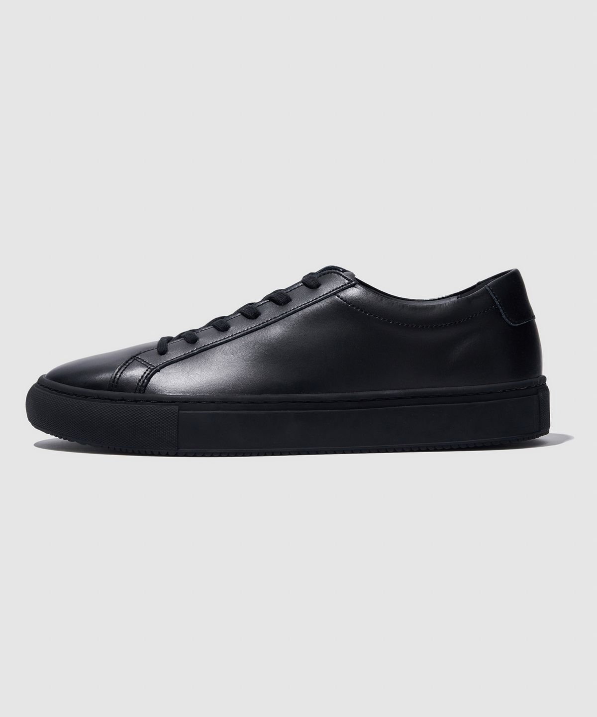 다온아토(DAONATO) Low Sneakers (Black)