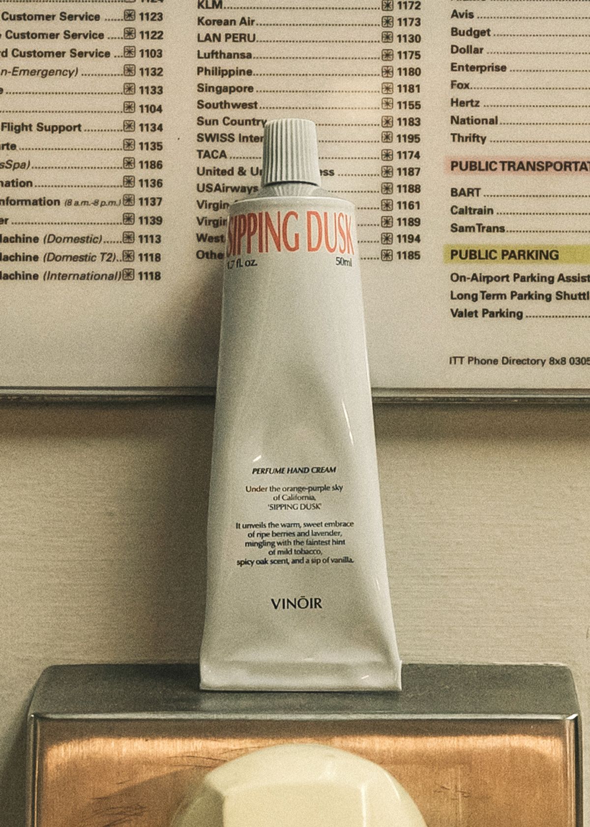 빈느와(VINOIR) 시핑 더스크 디캔팅 핸드크림 50ml
