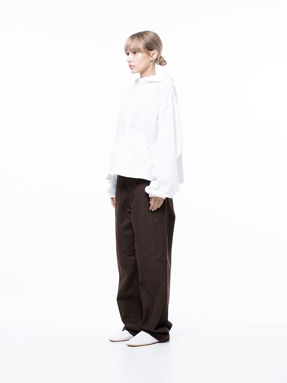 챈세스노이(CHANCE'S NOI) Crop Hooded Windbreaker Jumper - White /W243OT01WH