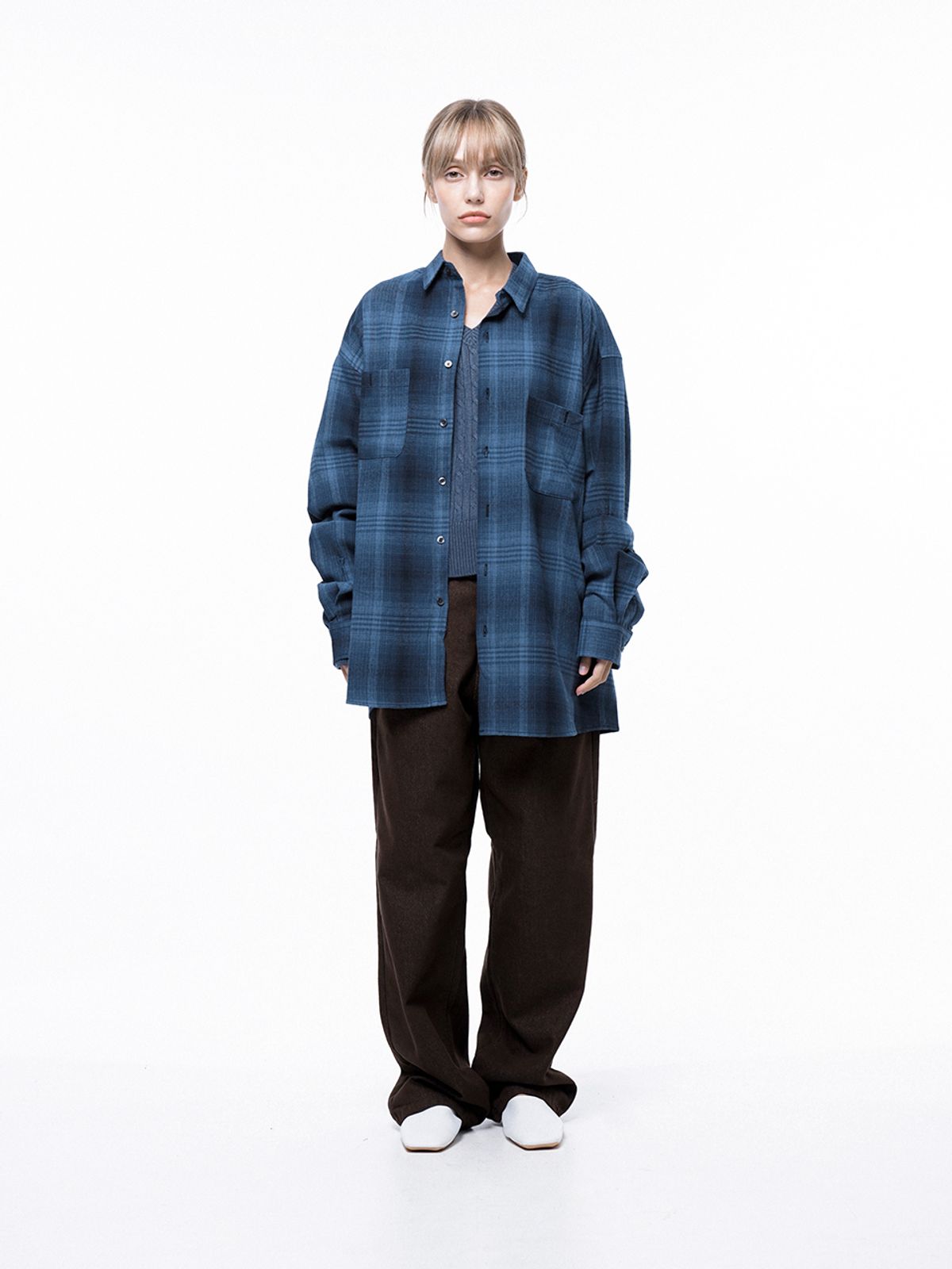 챈세스노이(CHANCE'S NOI) Loose-Fit Flannel Check Shirt - Blue /W243SH01BL