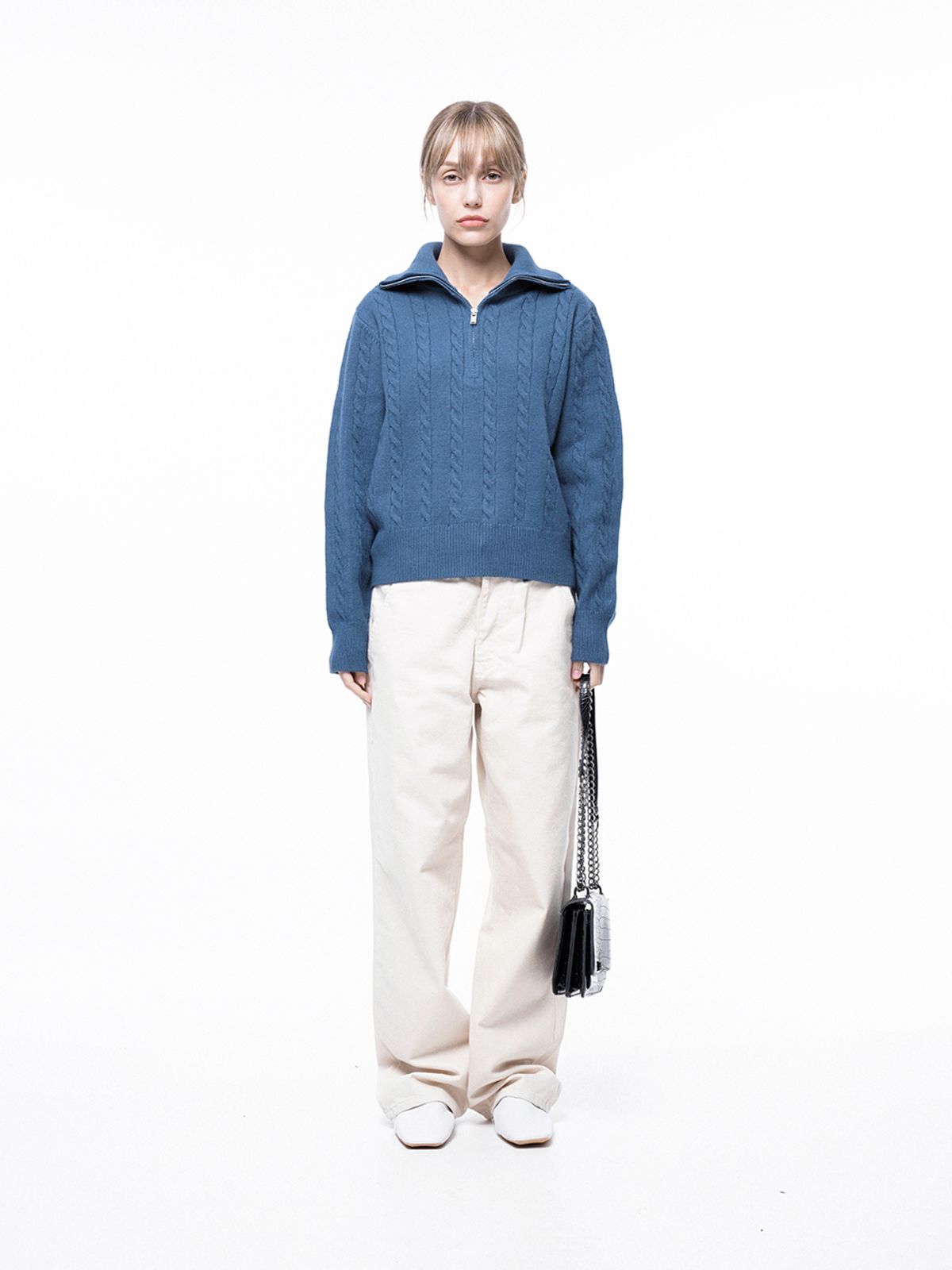 챈세스노이(CHANCE'S NOI) Soft Cable Half Zip-up Knit - Blue /W243TP01BL
