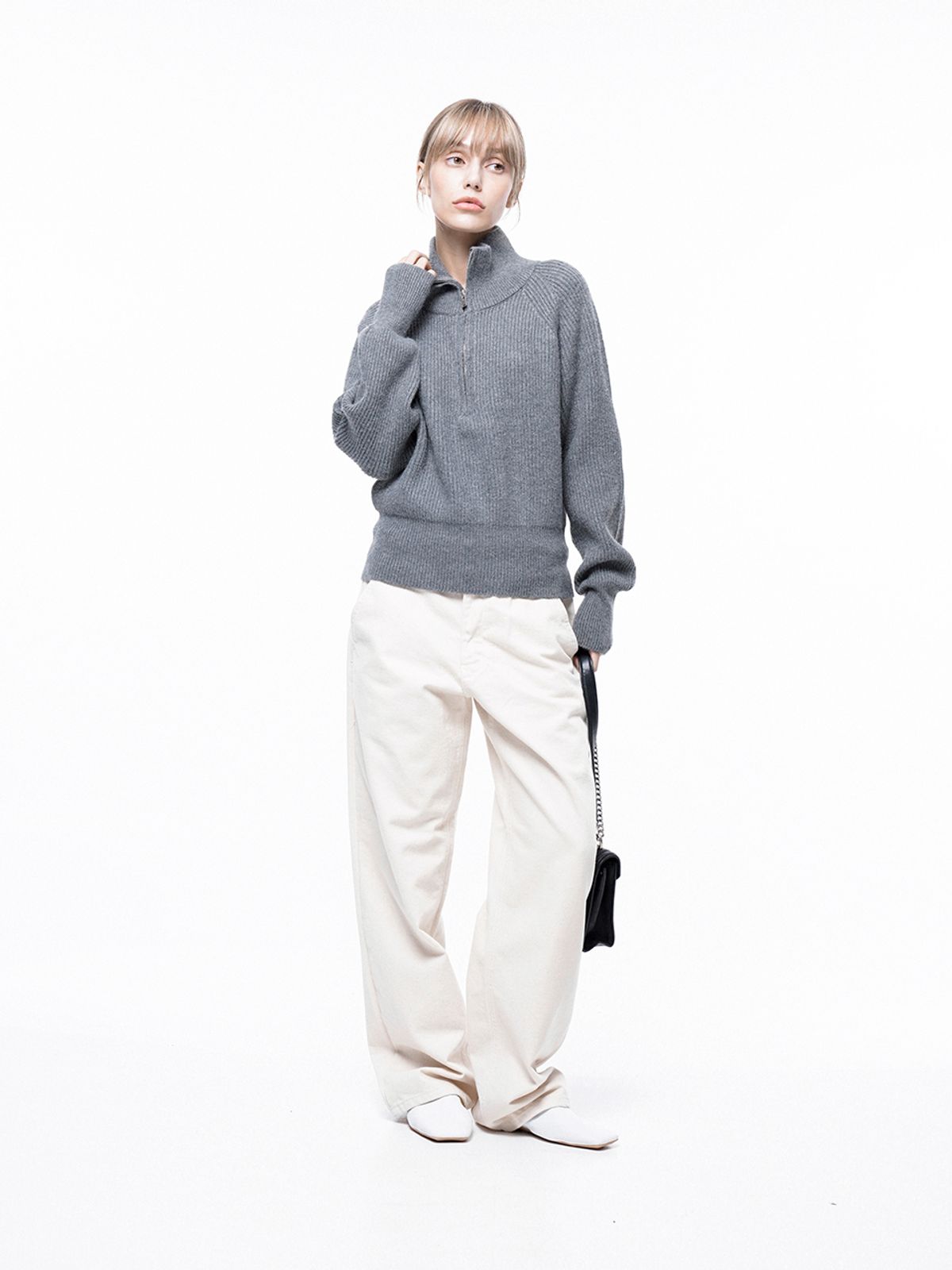 챈세스노이(CHANCE'S NOI) Soft Hazzy Half Zip-up Knit - Gray /W243TP05GR