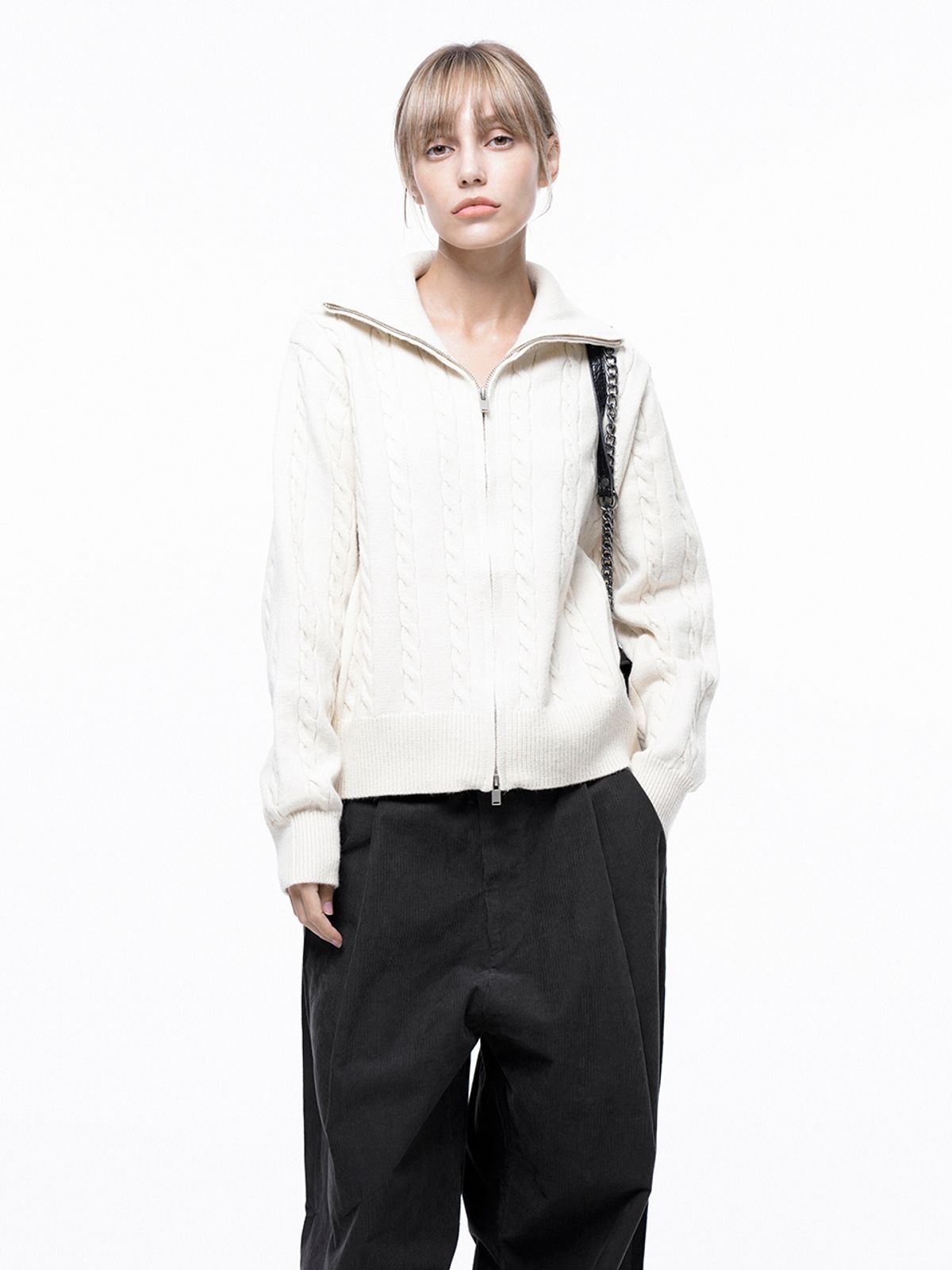 챈세스노이(CHANCE'S NOI) Soft Cable Zip-up Knit Cardigan - Ivory /W243TP03IV