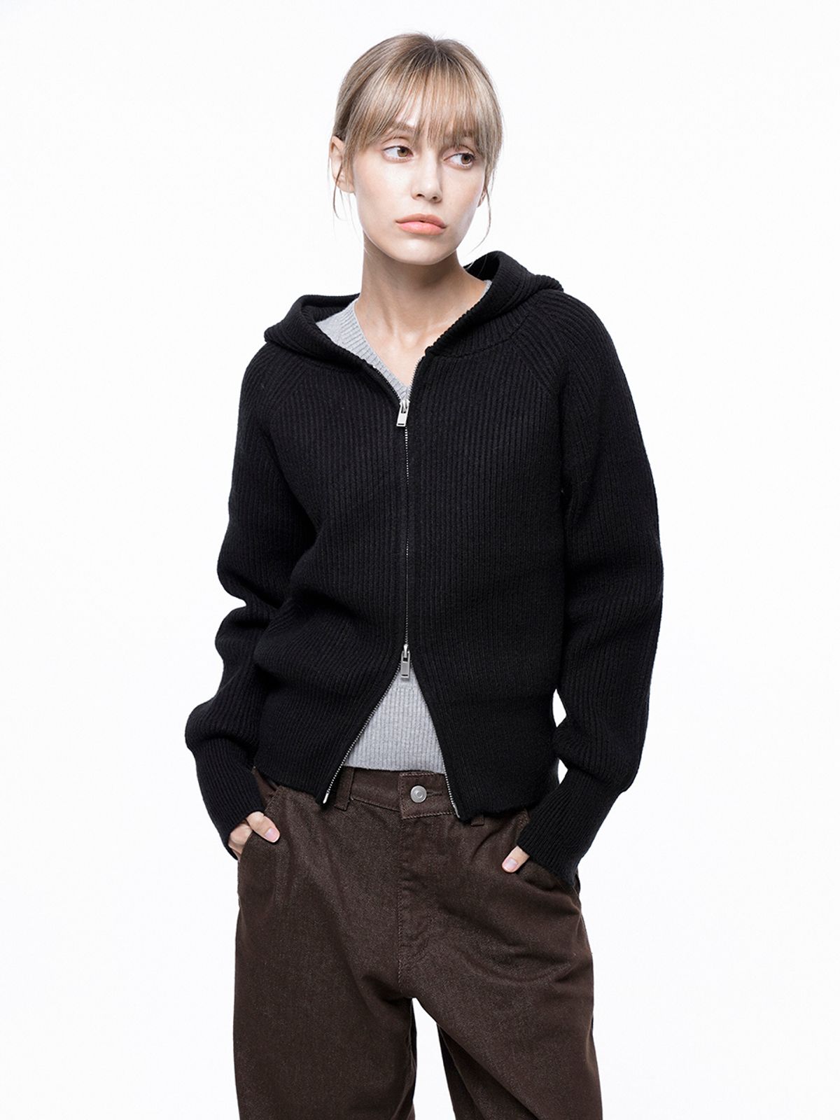 챈세스노이(CHANCE'S NOI) Soft Hazzy Hooded Knit - Black /W243TP06BK