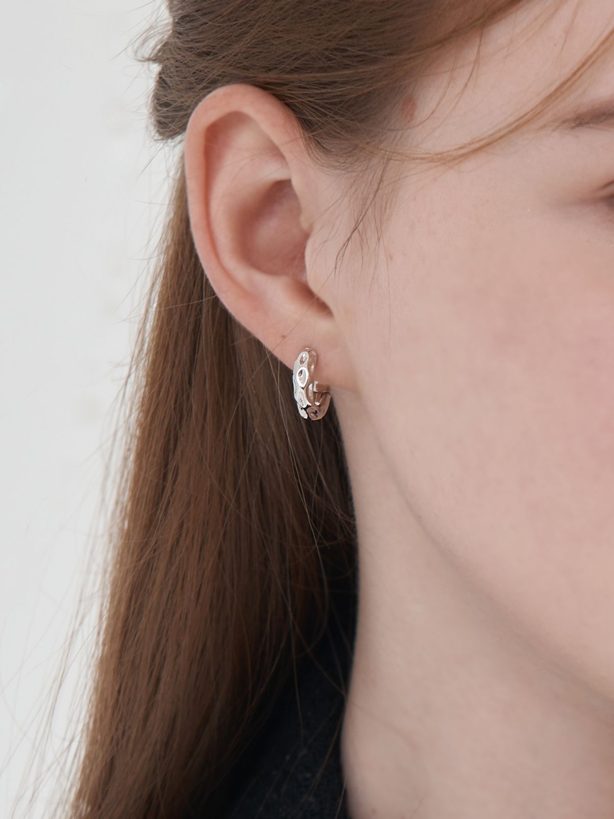 가이거주얼리(GEIGERJEWELRY) 유니크 볼룸 원터치 귀걸이 GISVEE155 (실버925 PIN)