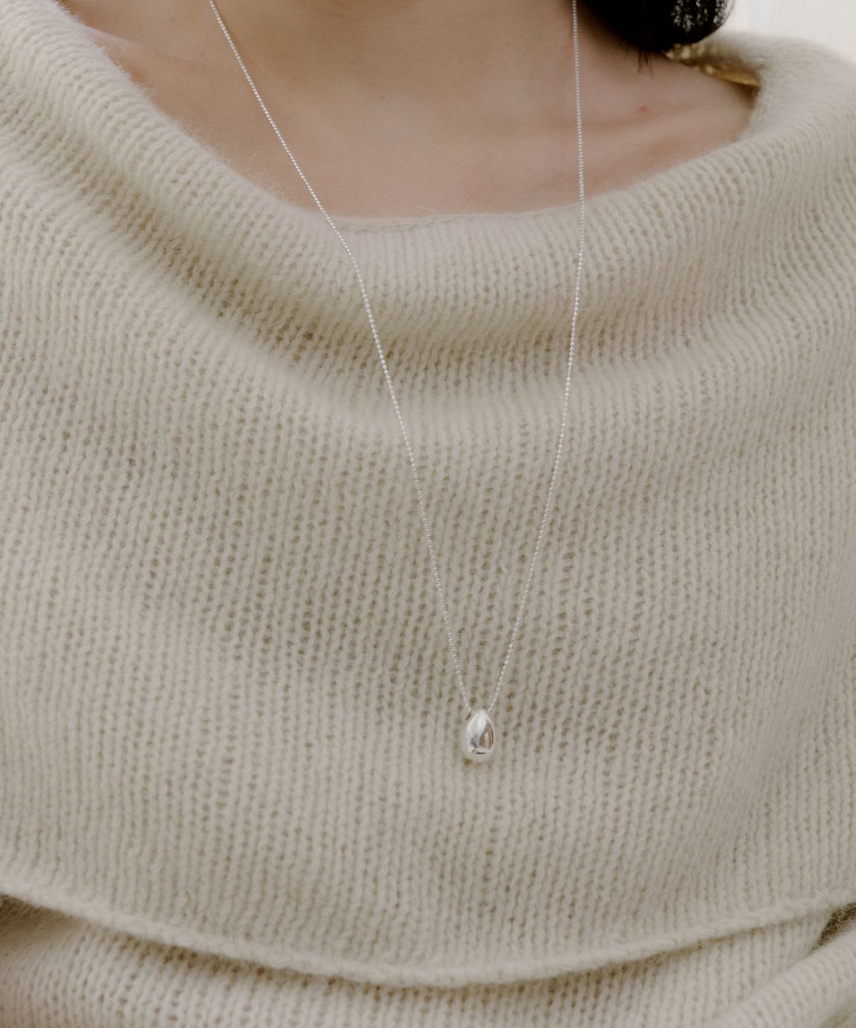 바이위켄드(BYWEEKEND) Bold drop necklace