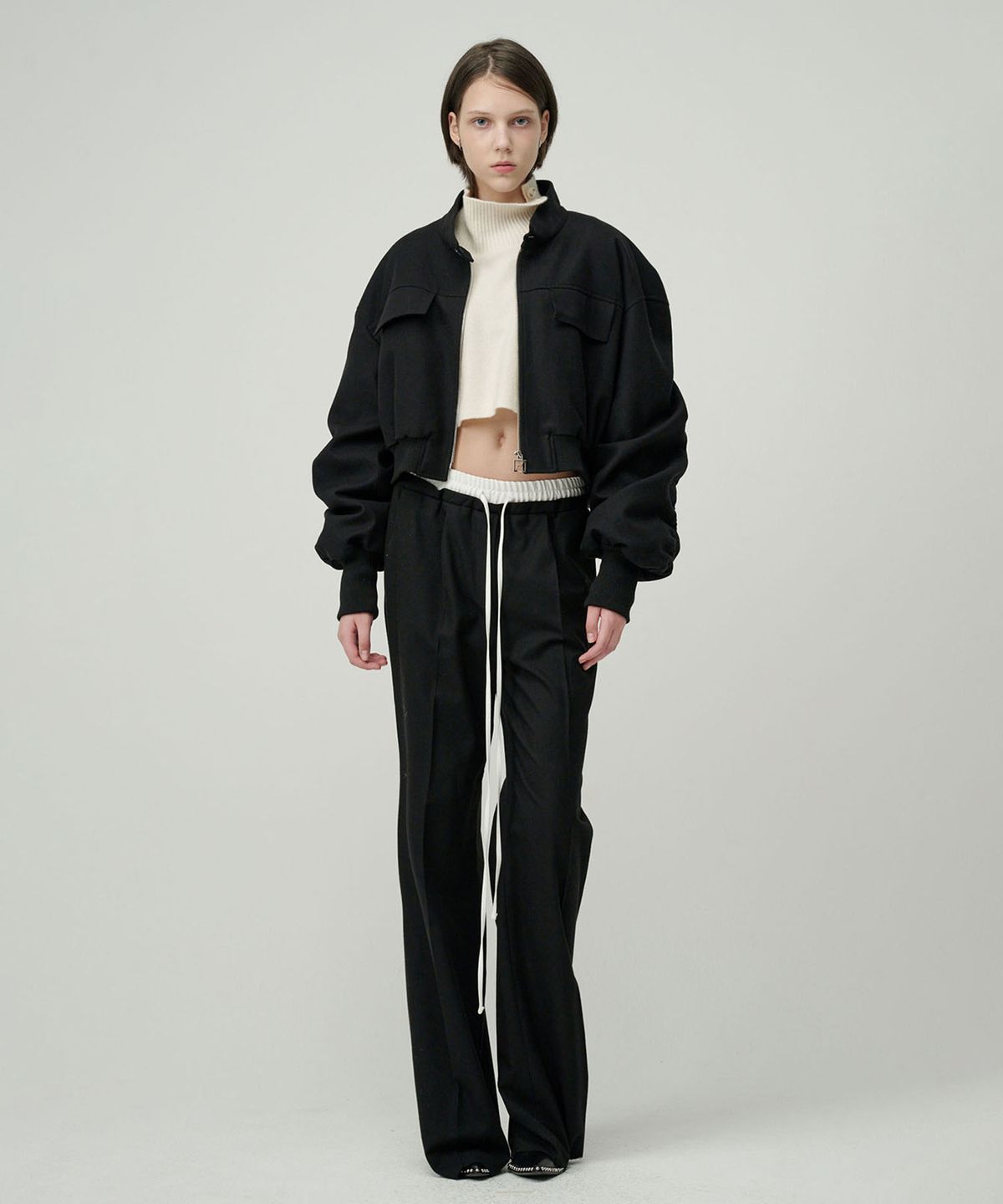 세컨드 아르무아(02ARMOIRE) Kaylee Trousers _ Black