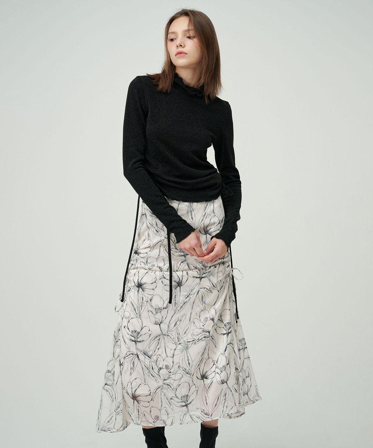 세컨드 아르무아(02ARMOIRE) Mogan Skirt _ Off White