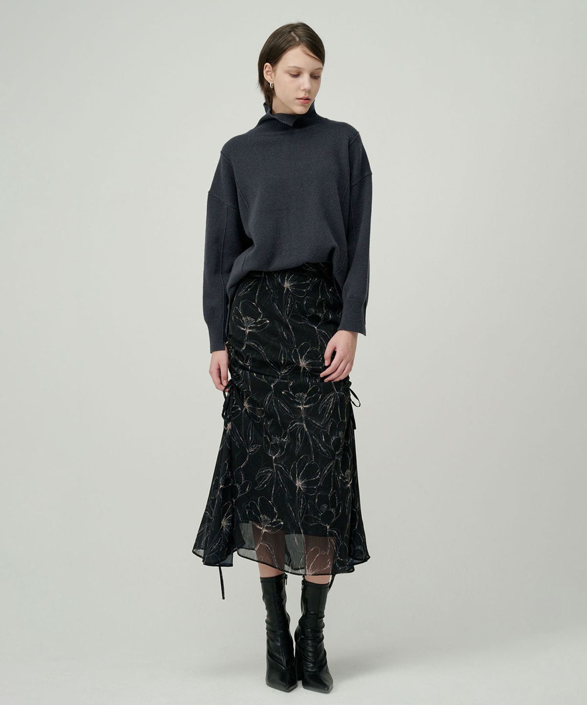 세컨드 아르무아(02ARMOIRE) Mogan Skirt _ Black