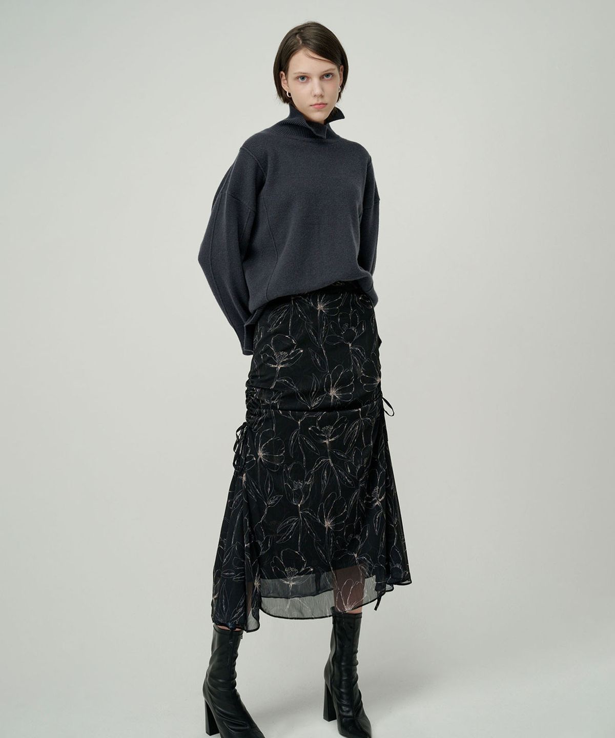 세컨드 아르무아(02ARMOIRE) Mogan Skirt _ Black