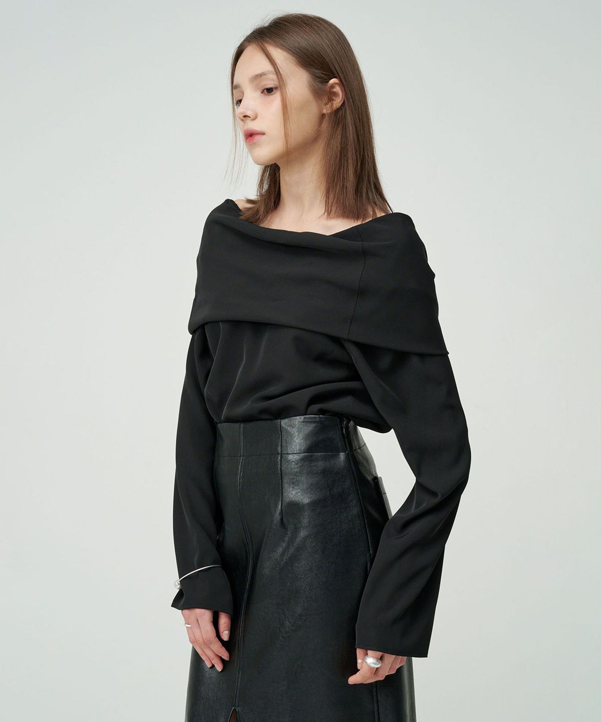 세컨드 아르무아(02ARMOIRE) Romi Top _ Black