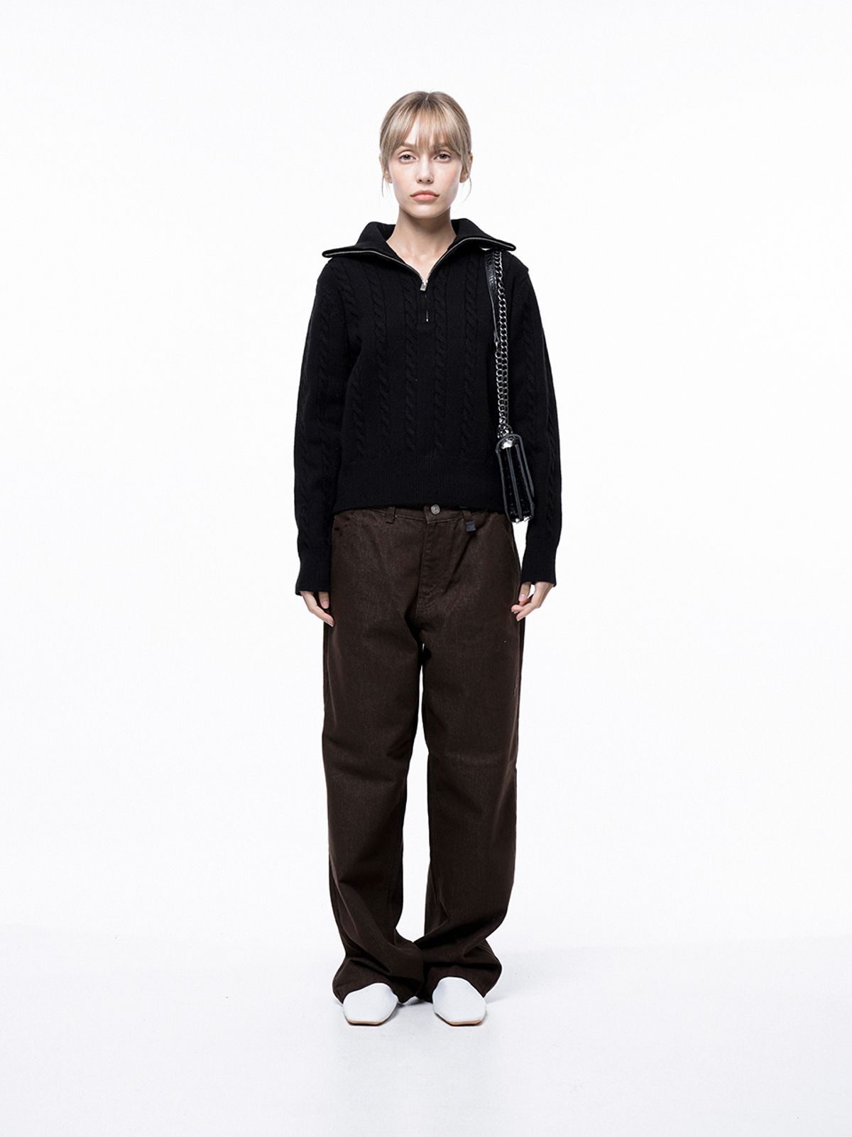 챈세스노이(CHANCE'S NOI) Soft Cable Half Zip-up Knit - Black /W243TP01BK