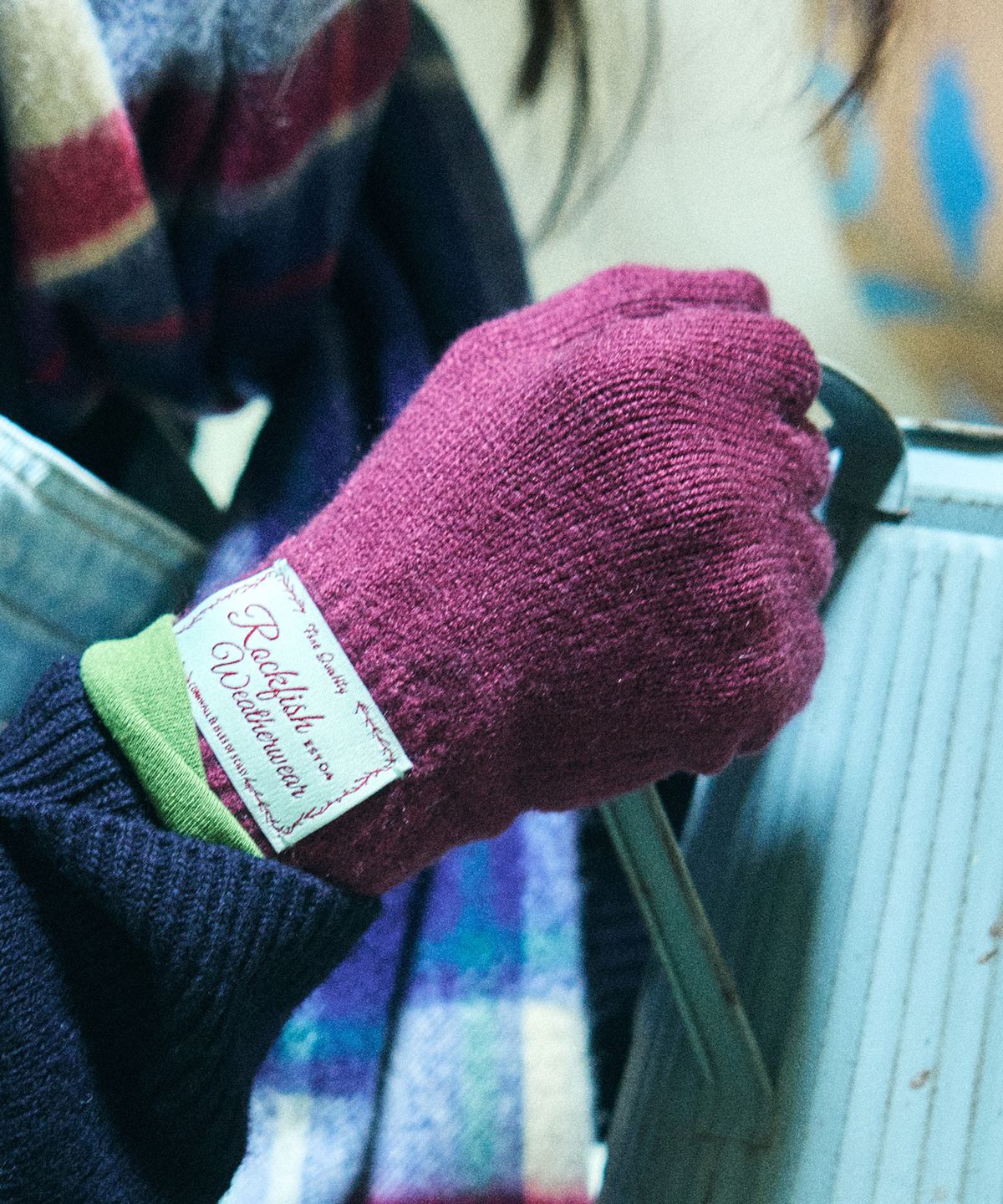 락피쉬웨더웨어(ROCKFISH WEATHERWEAR) FLUFFY SHORT GLOVES - 8 colors